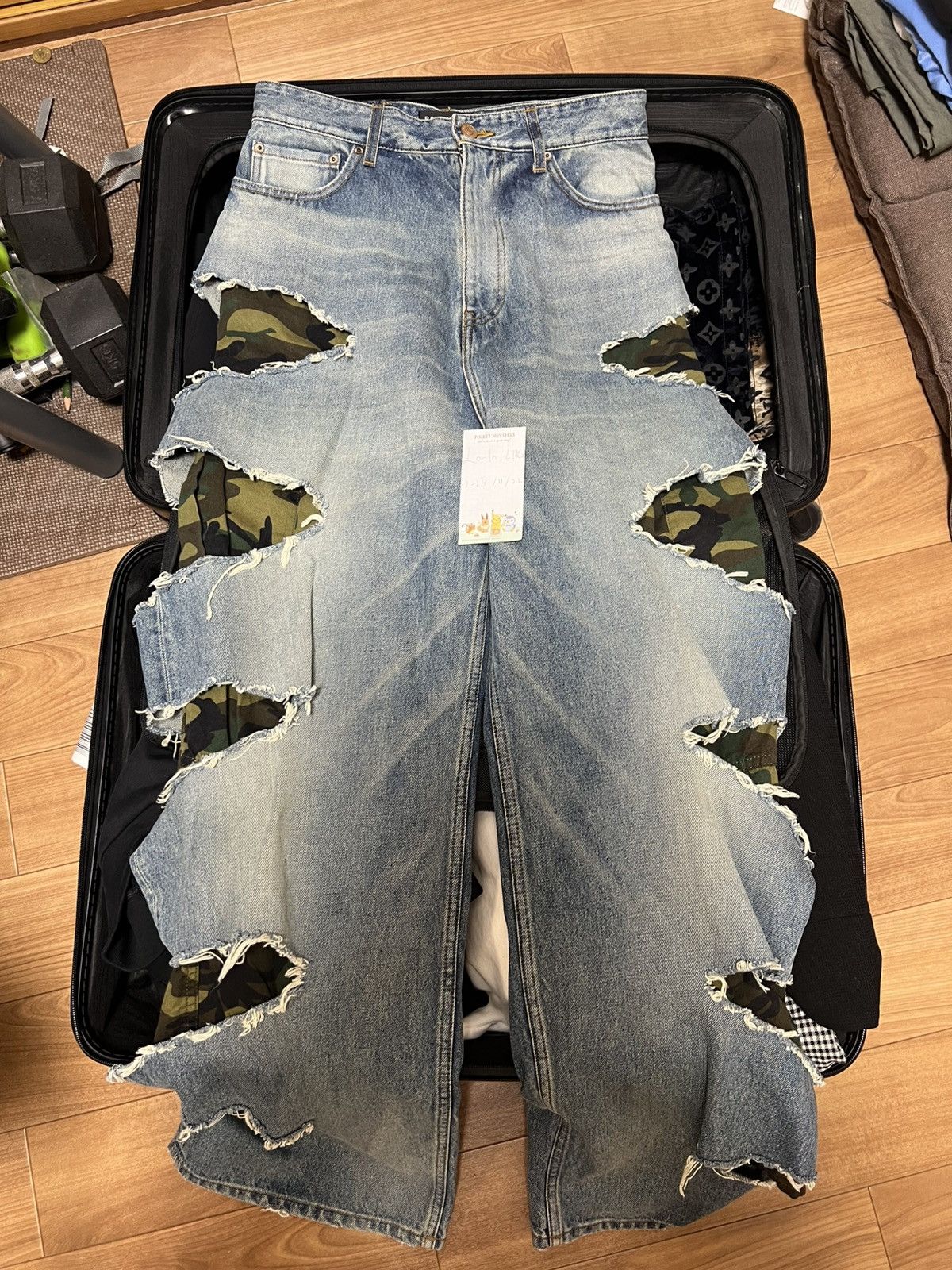 Balenciaga Balenciaga 21AW Camo Layered Destroyed Denim Size US 31 - 10 Thumbnail