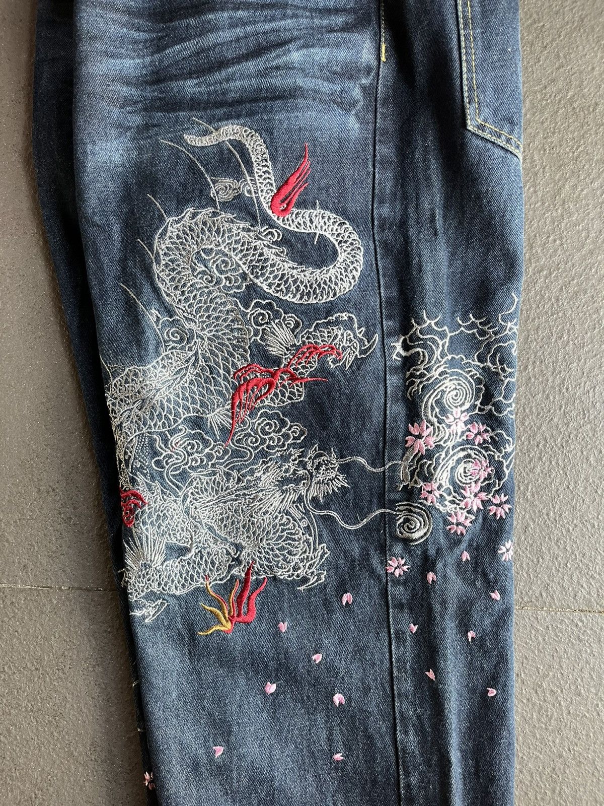 Karakuri Tamashii Vomaine Dragon Embroidery Wide Leg Denim Karakuri Tamashii Size US 32 / EU 48 - 6 Thumbnail