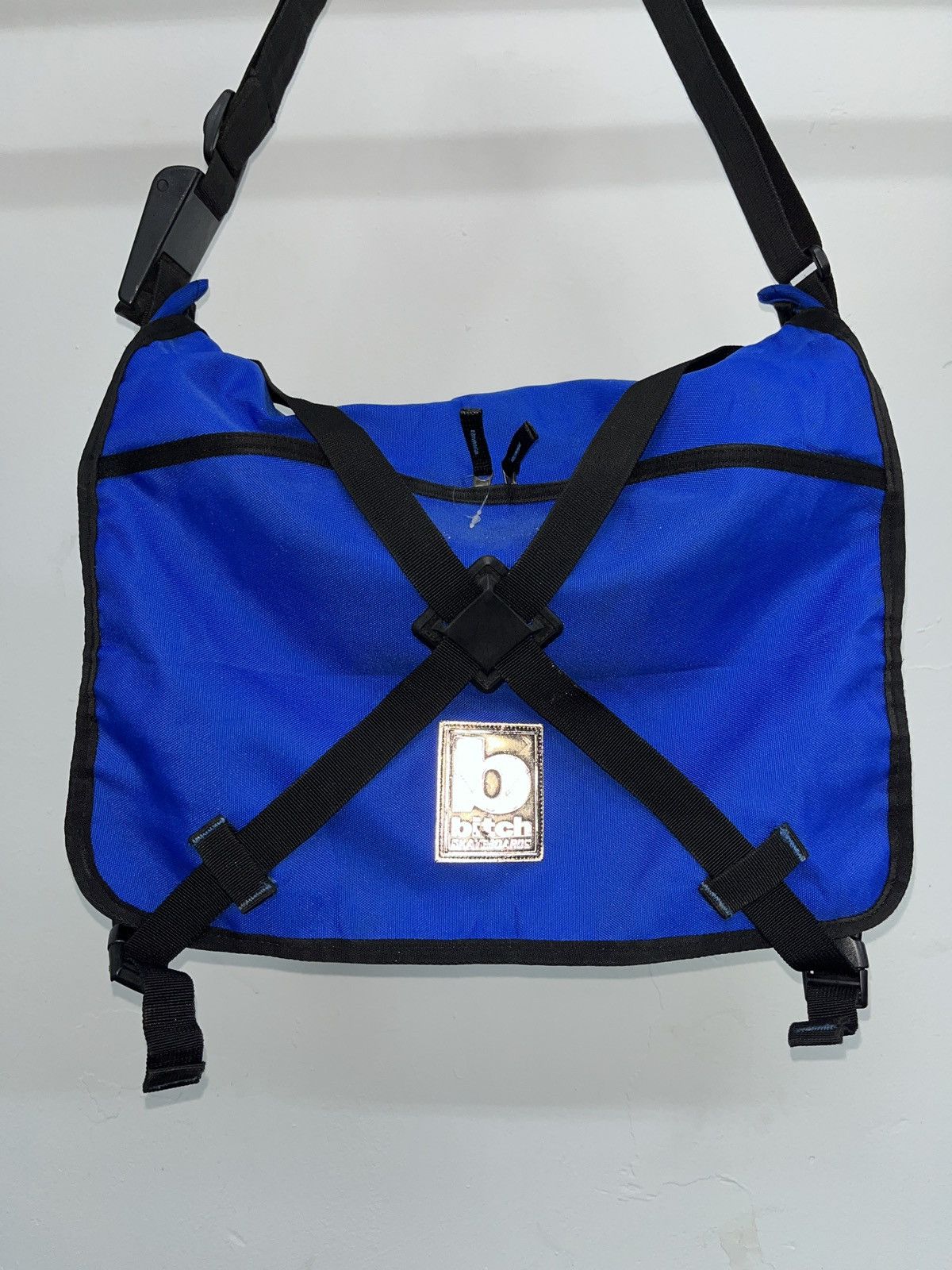 Hook-Ups Vintage 90s Rare Bitch Skateboards Large Messenger Sling Bag Size ONE SIZE - 3 Thumbnail