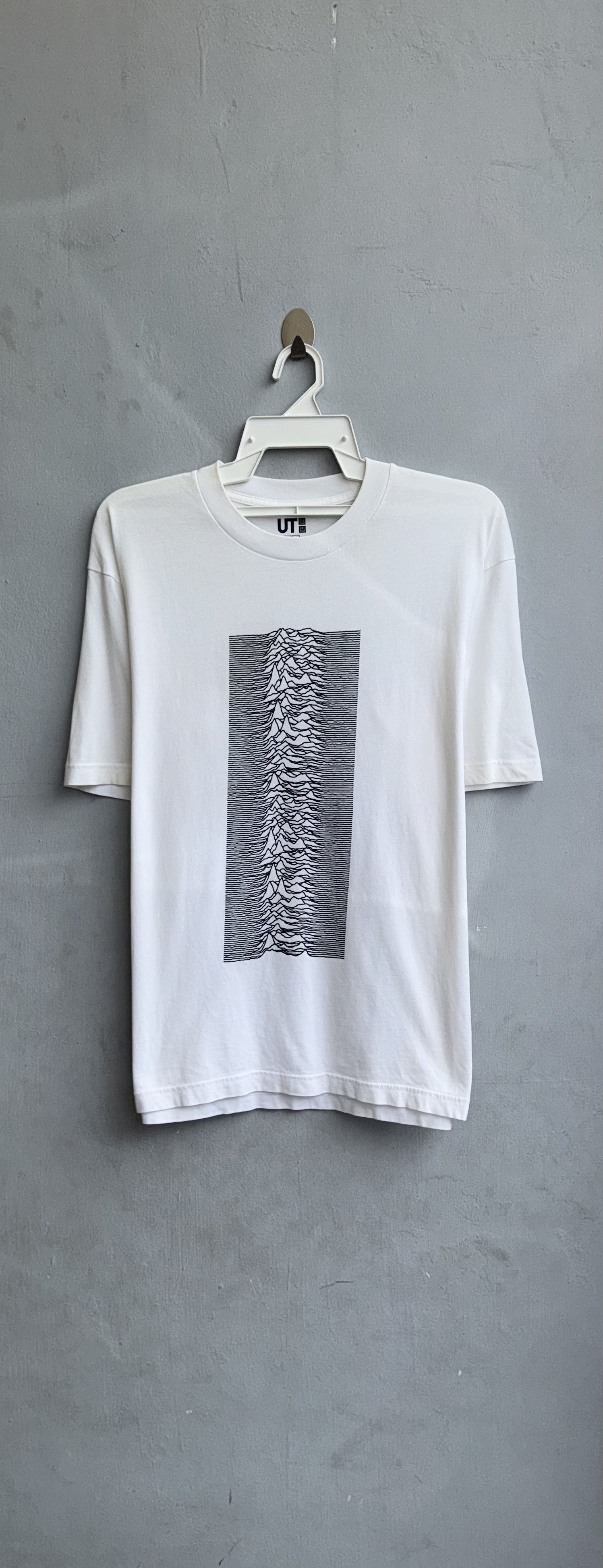 Joy Division Joy Division Uniqlo Shirt Size US M / EU 48-50 / 2 - 1 Thumbnail