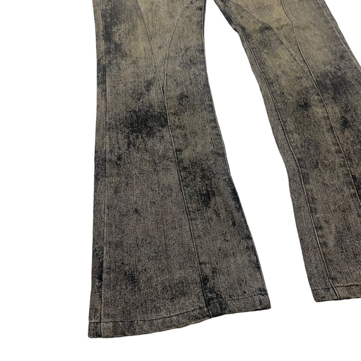 Schlussel SCHLUSSEL Spiral Cut Low Flare Coated Jeans Size US 29 - 8 Thumbnail
