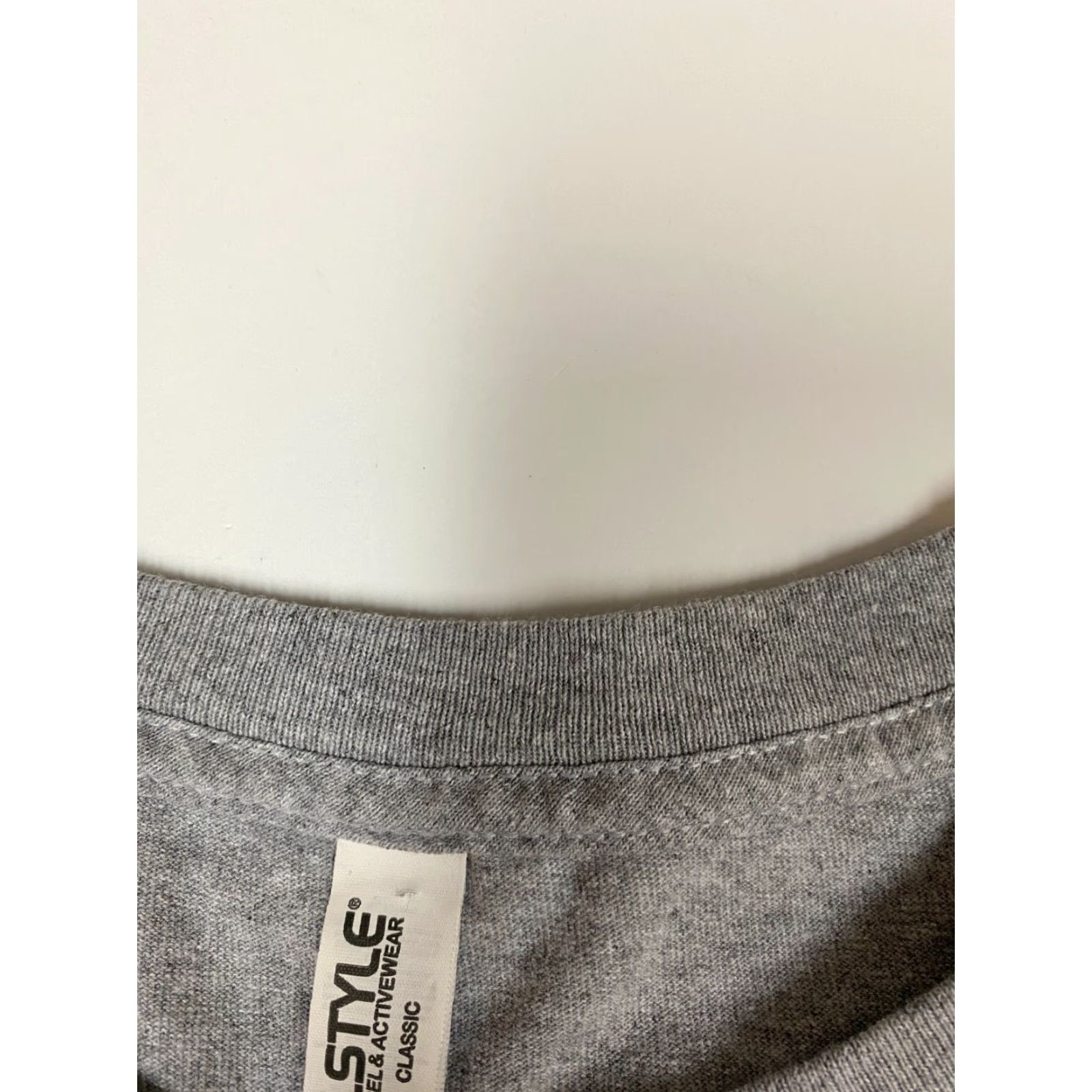 Vintage **Alstyle Apparel & Activewear Mens Large Gray Beer T-Shirt** User: **Alstyle Apparel & Activewear Mens Large Gray Graphic Beer T-Shirt** Size US L / EU 52-54 / 3 - 4 Thumbnail
