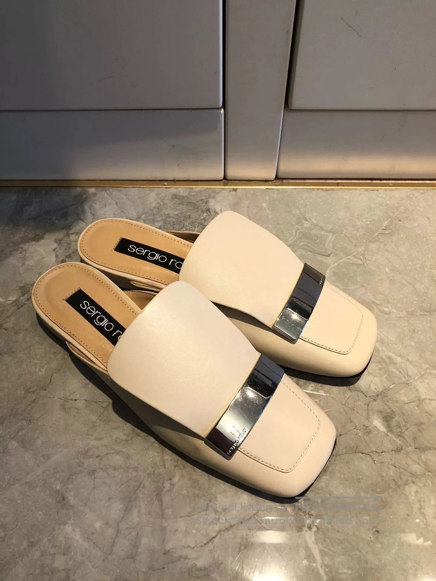 Sergio Rossi Sergio Rossi Leather Mules. Size US 4 / IT 34 - 1 Thumbnail