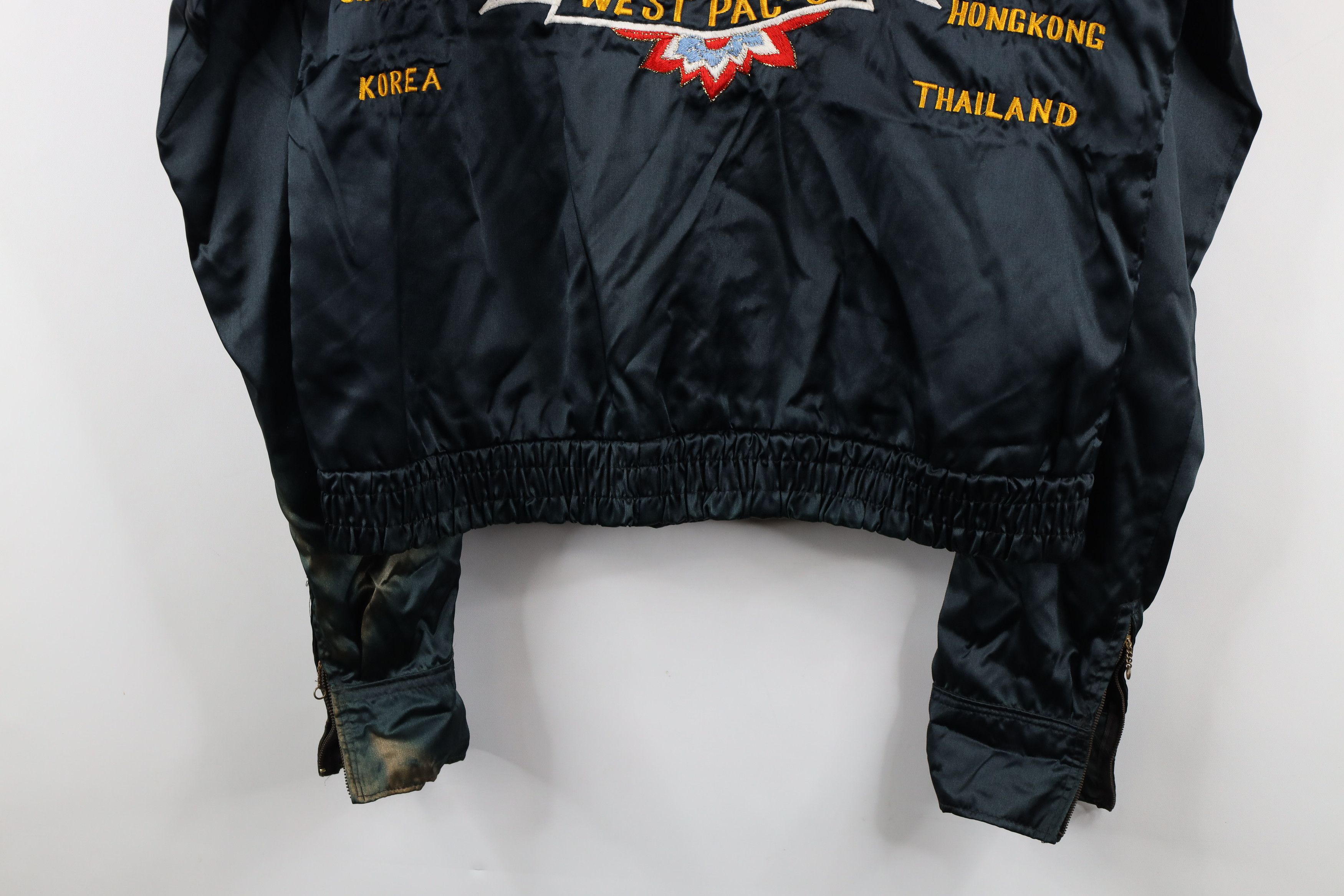 Vintage Vintage 80s Kitty Hawk West Pac 84 Souvenir Jacket Sukajan Size US L / EU 52-54 / 3 - 15 Thumbnail