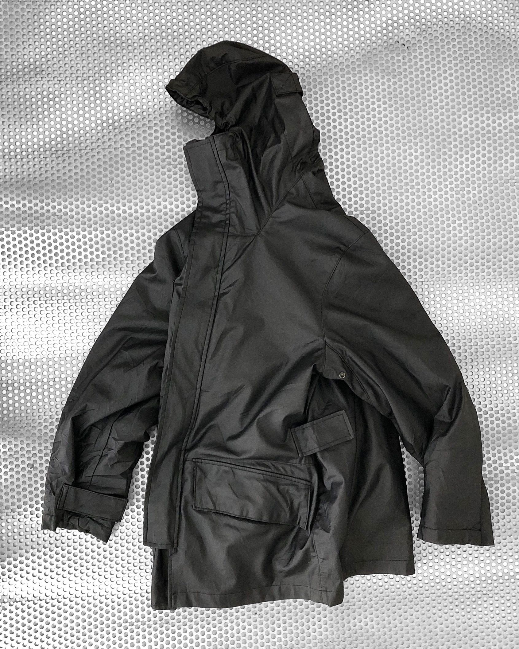 Massimo Osti 1996 A/W Massimo Osti Production Rubberized Mountain Parka Size US S / EU 44-46 / 1 - 1 Thumbnail