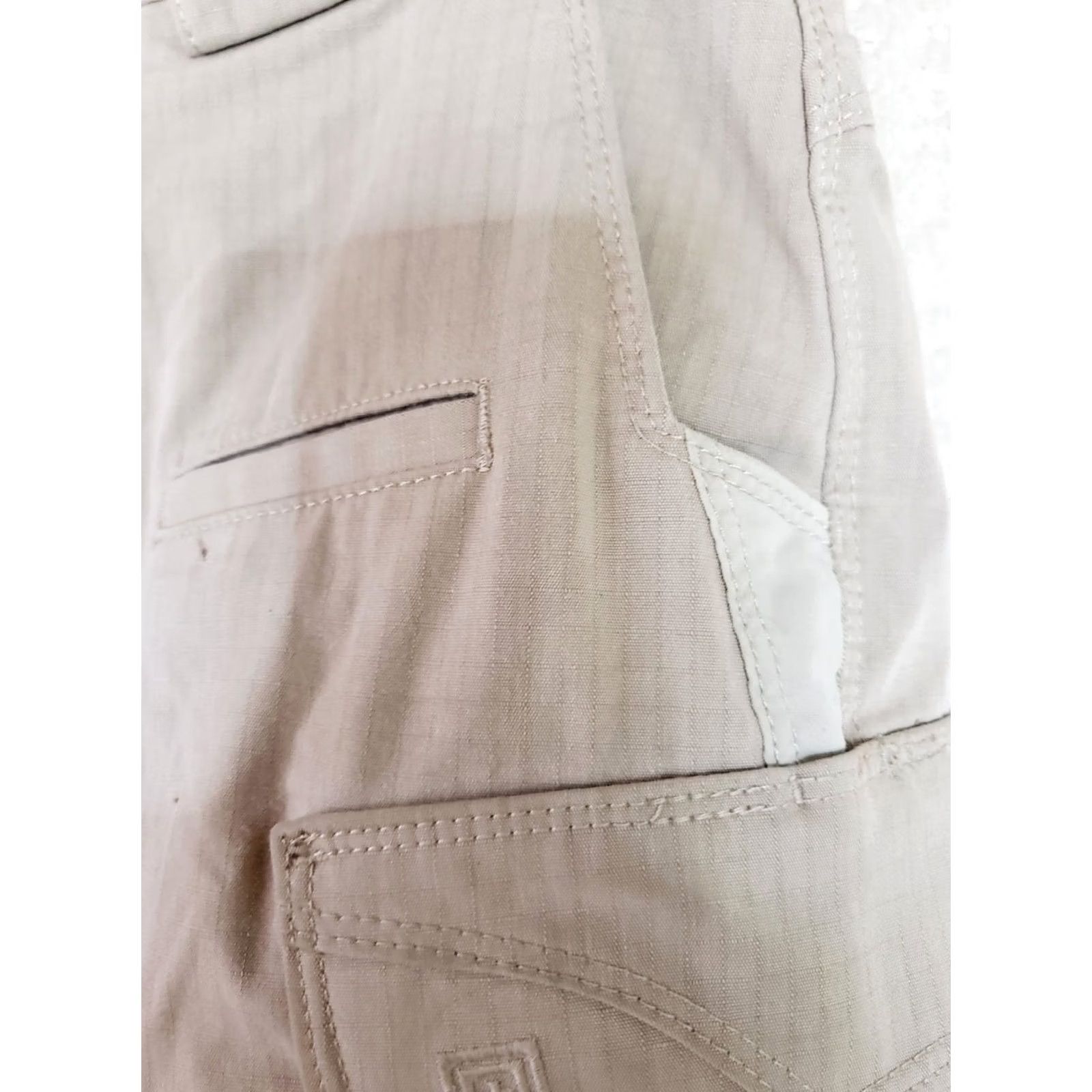 Vintage 5.11 Tactical Series Pants Men 30x30 Workwear Khaki Beige Cargo Pocket Flat Front Ripstop Cotton Poly Blend Mid Rise Straight Leg 30 In inseam Mens Size US 30 / EU 46 - 6 Thumbnail