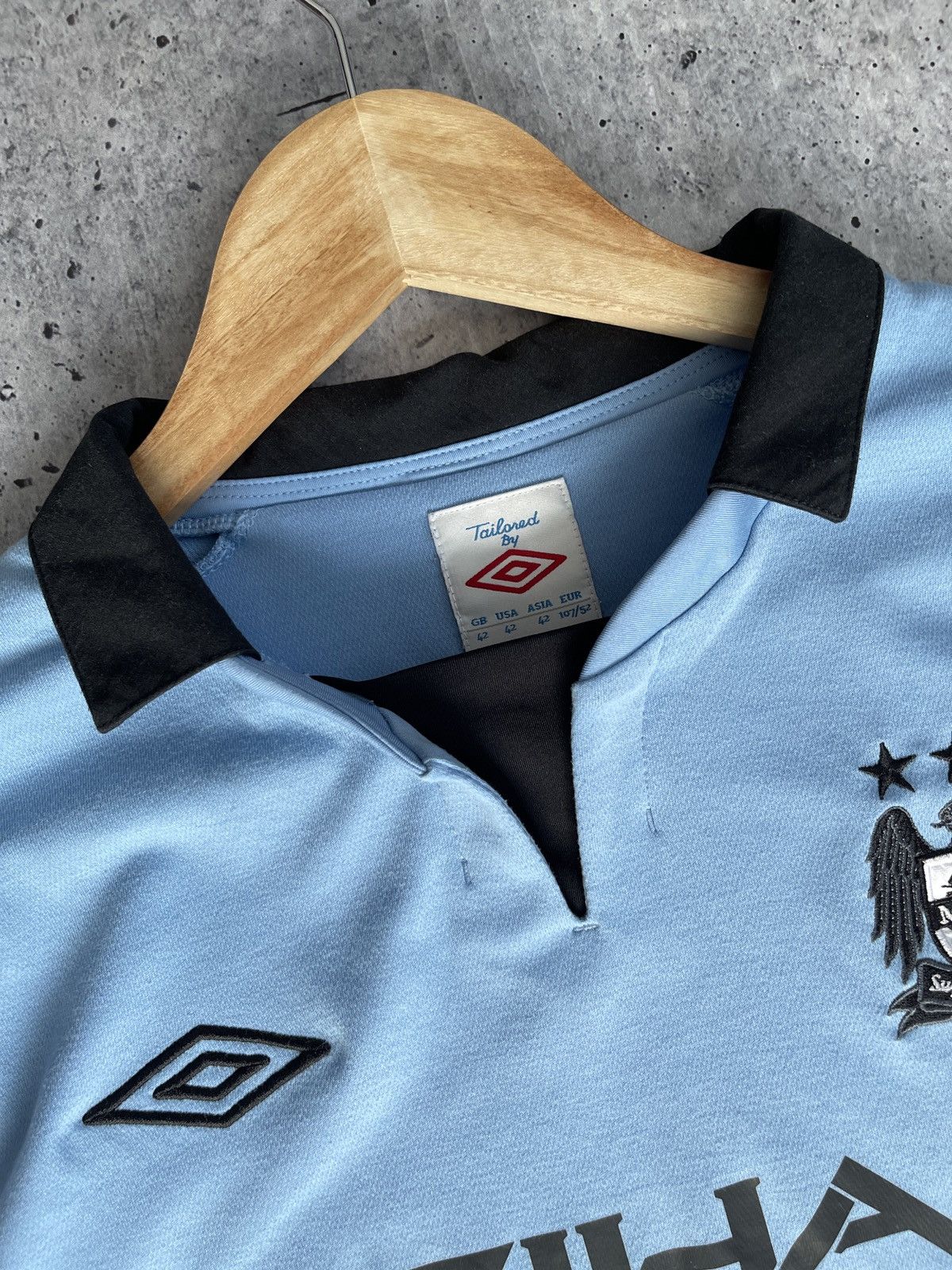 Umbro Umbro De Jong Manchester City 2012/2013 Authentic Jersey Size US M / EU 48-50 / 2 - 12 Thumbnail