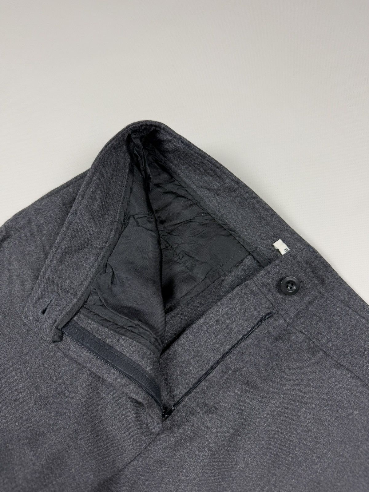 Miu Miu Miu Miu Ladies Virgin Wool Dress Pants Trousers Size 42 Size 28" / US 6 / IT 42 - 11 Thumbnail