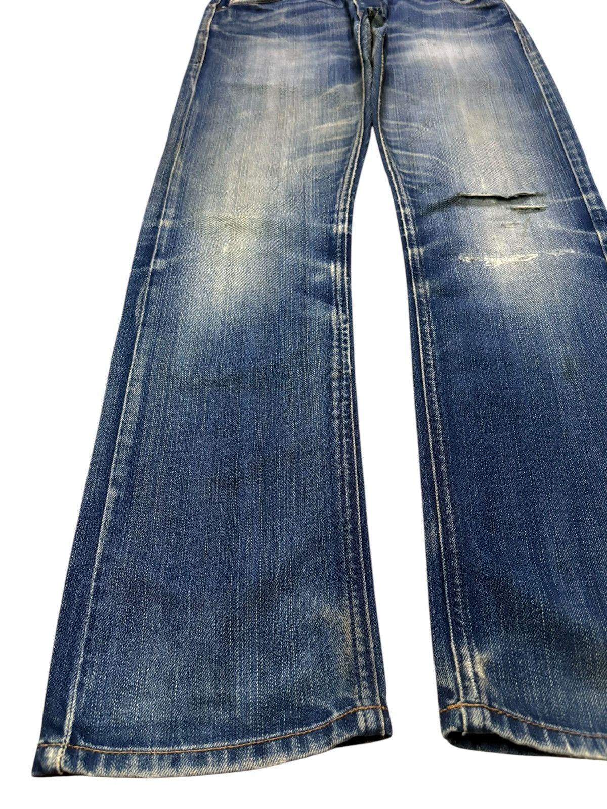 Japanese Brand Vintage Japanese Brand Faded Wash Distressed Jeans Size US 30 / EU 46 - 6 Thumbnail