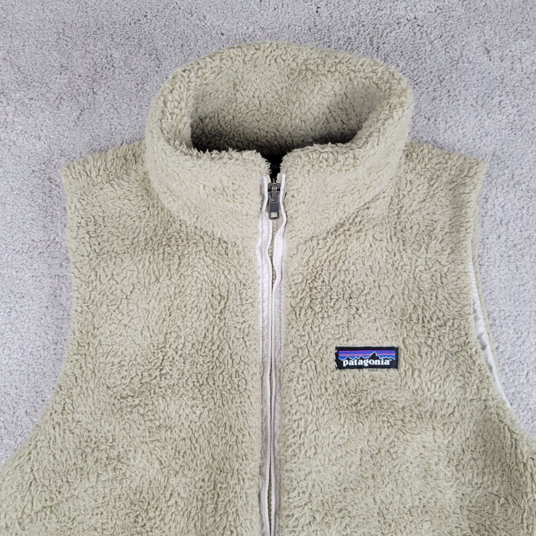 Patagonia Women’s Los Gatos Teddy High Pile Fleece 25216 El Cap Khaki Vest M
