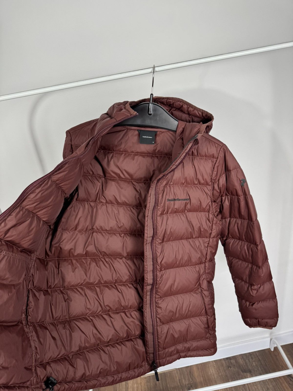 Peak Performance Peak Performance Women Hooded Down Puffer Jacket Burgundy M Size M / US 6-8 / IT 42-44 - 9 Thumbnail