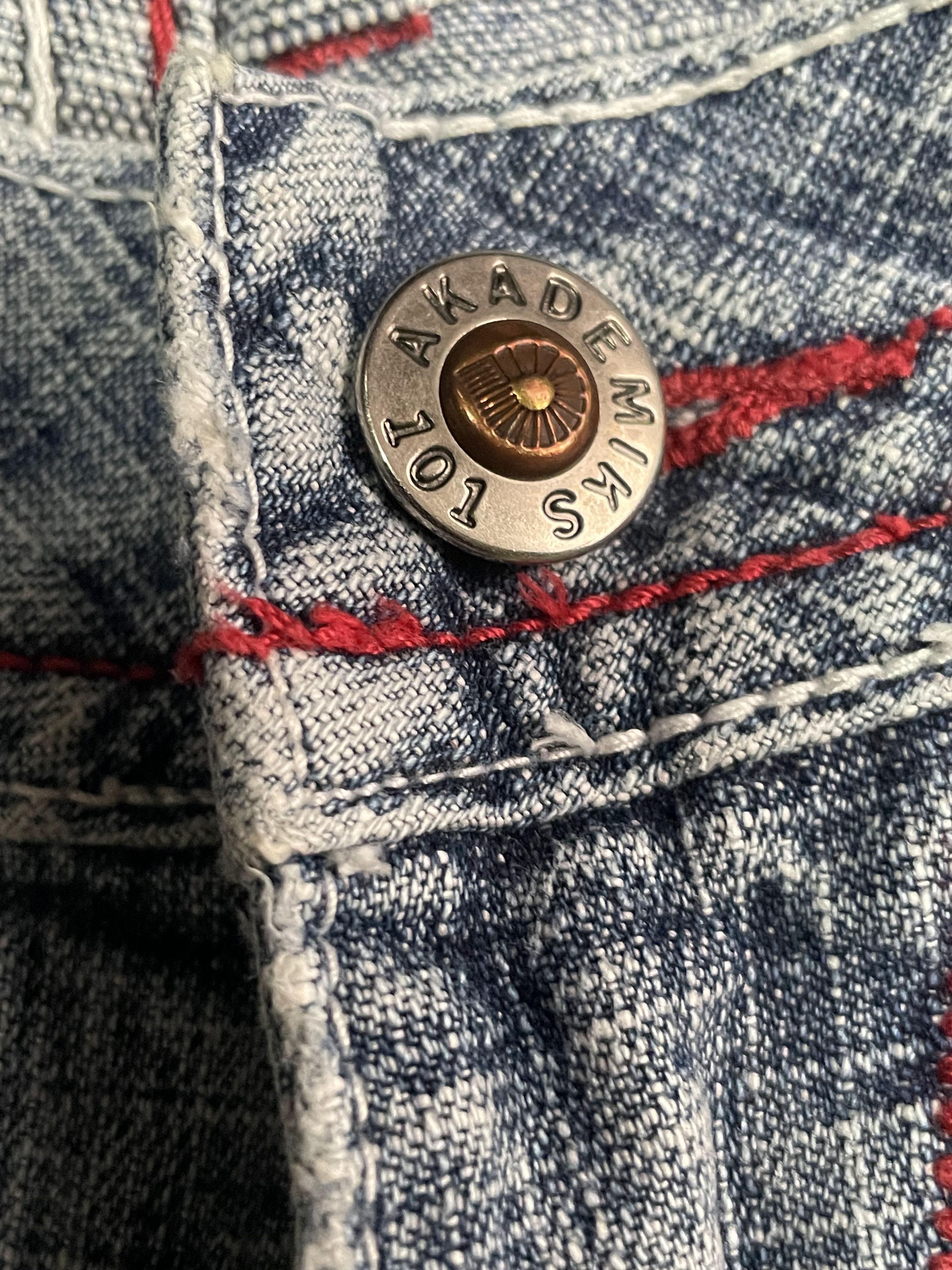 Akademiks Vintage Akademiks Denim Short Size US 37 - 10 Thumbnail