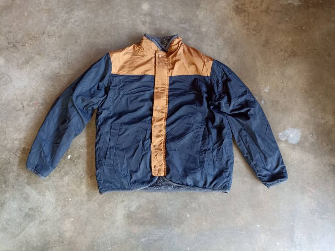 Japanese Brand Reversible Sherpa fleece jacket by Child & women Size M / US 6-8 / IT 42-44 - 3 Thumbnail
