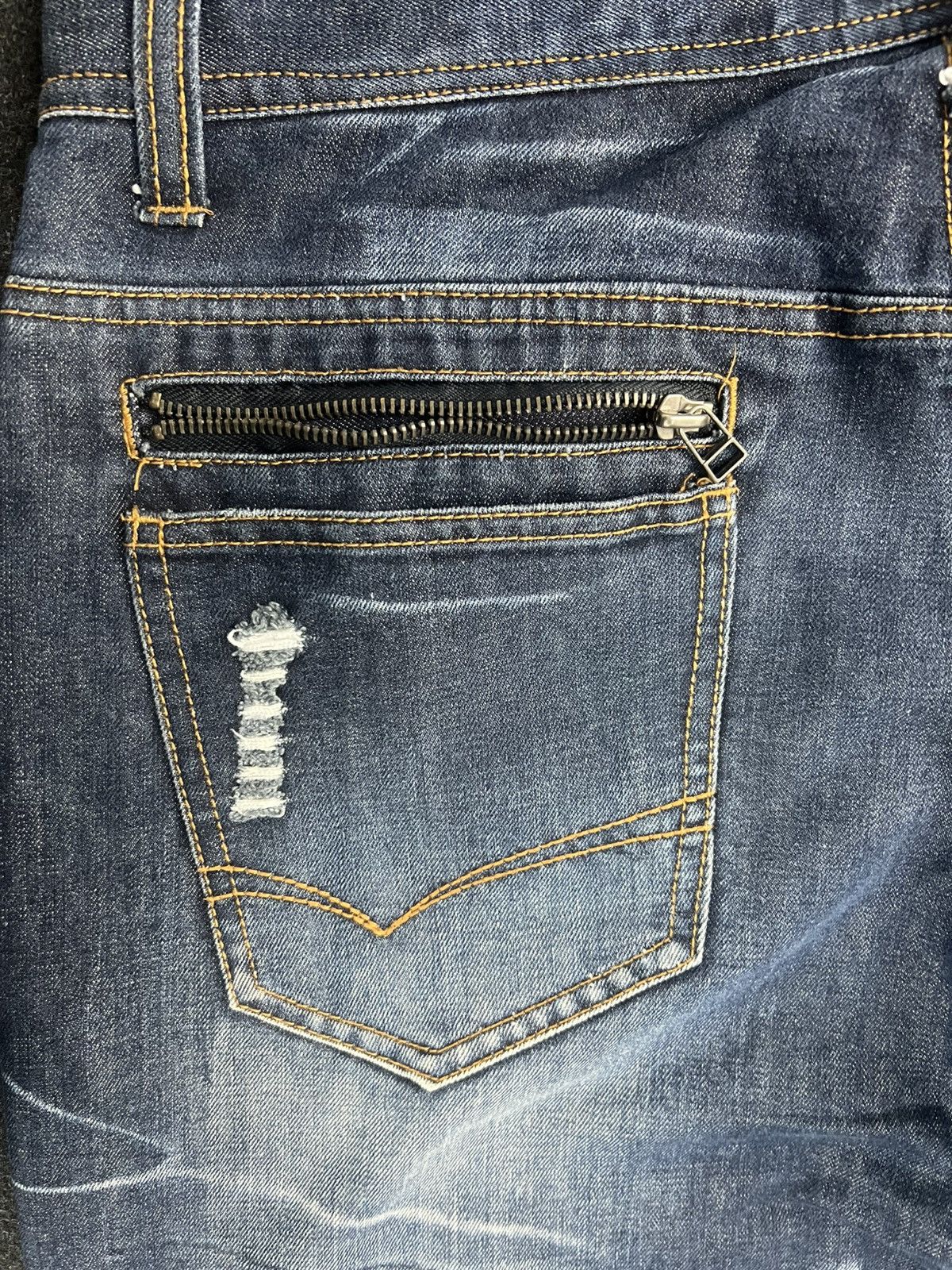 In The Attic In The Attic Homme Distress Punk Bondage Bootcut Jeans Size US 33 - 4 Thumbnail