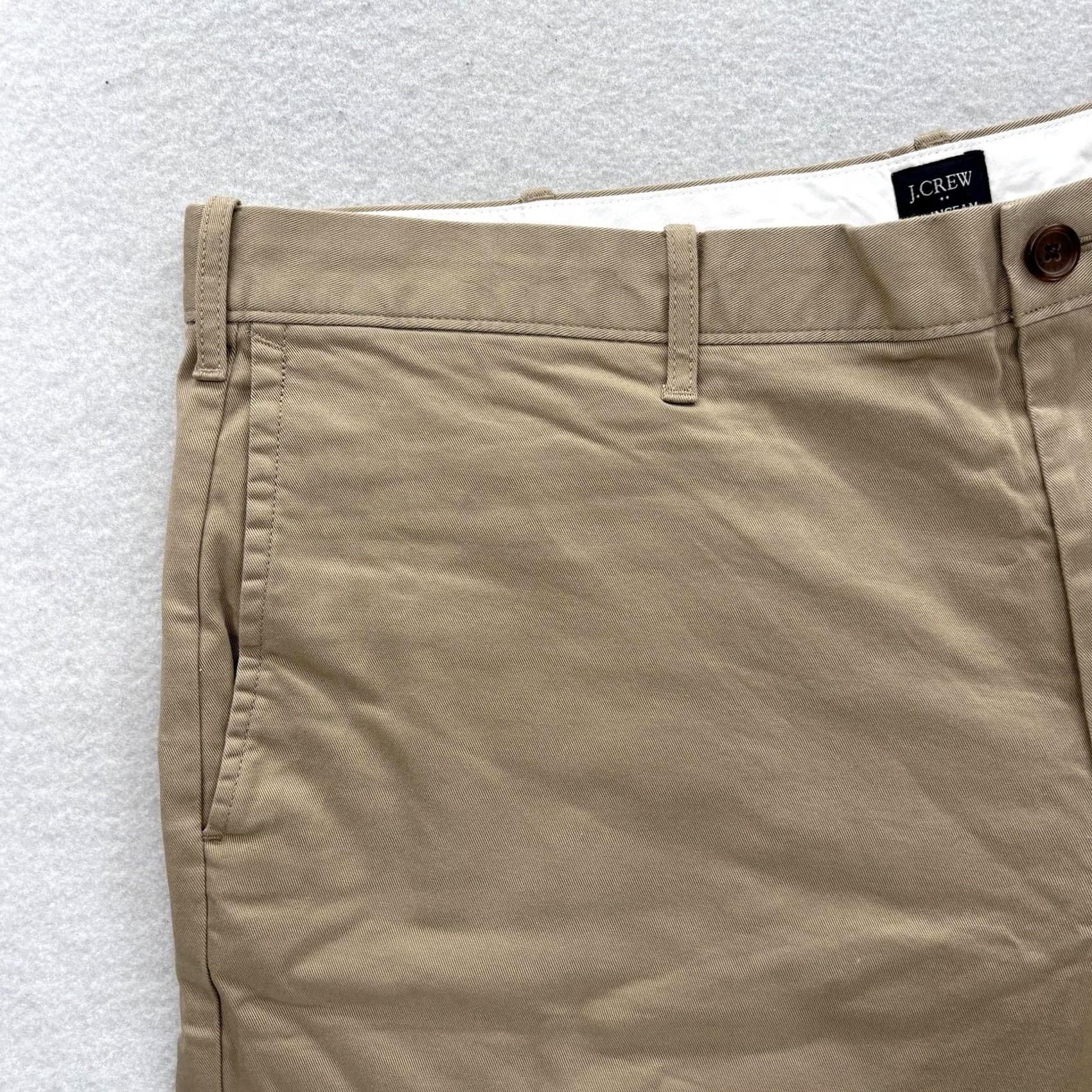 J.Crew J.Crew Shorts Mens 40 Beige Chino 7" Stretch Classic Fit Casual Summer NWT Size US 40 / EU 56 - 2 Thumbnail