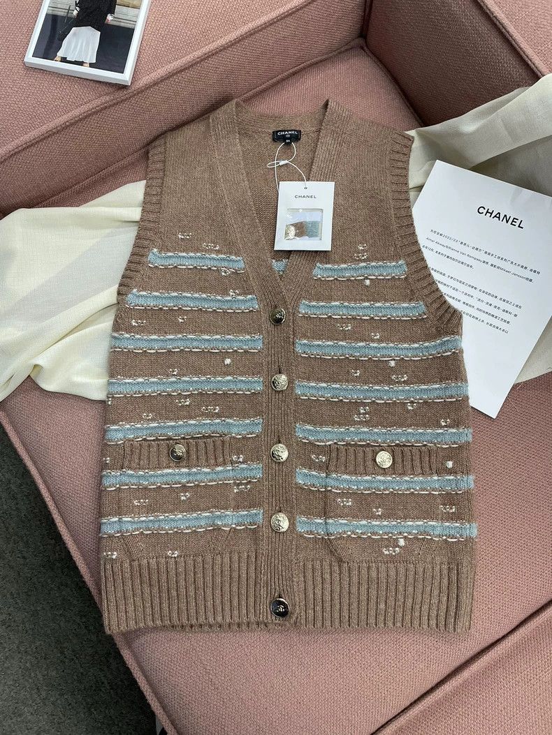 Chanel Chanel 24K coffee blue striped knitted vest vest cardigan Size XXS / US 00 / IT 34 - 1 Thumbnail