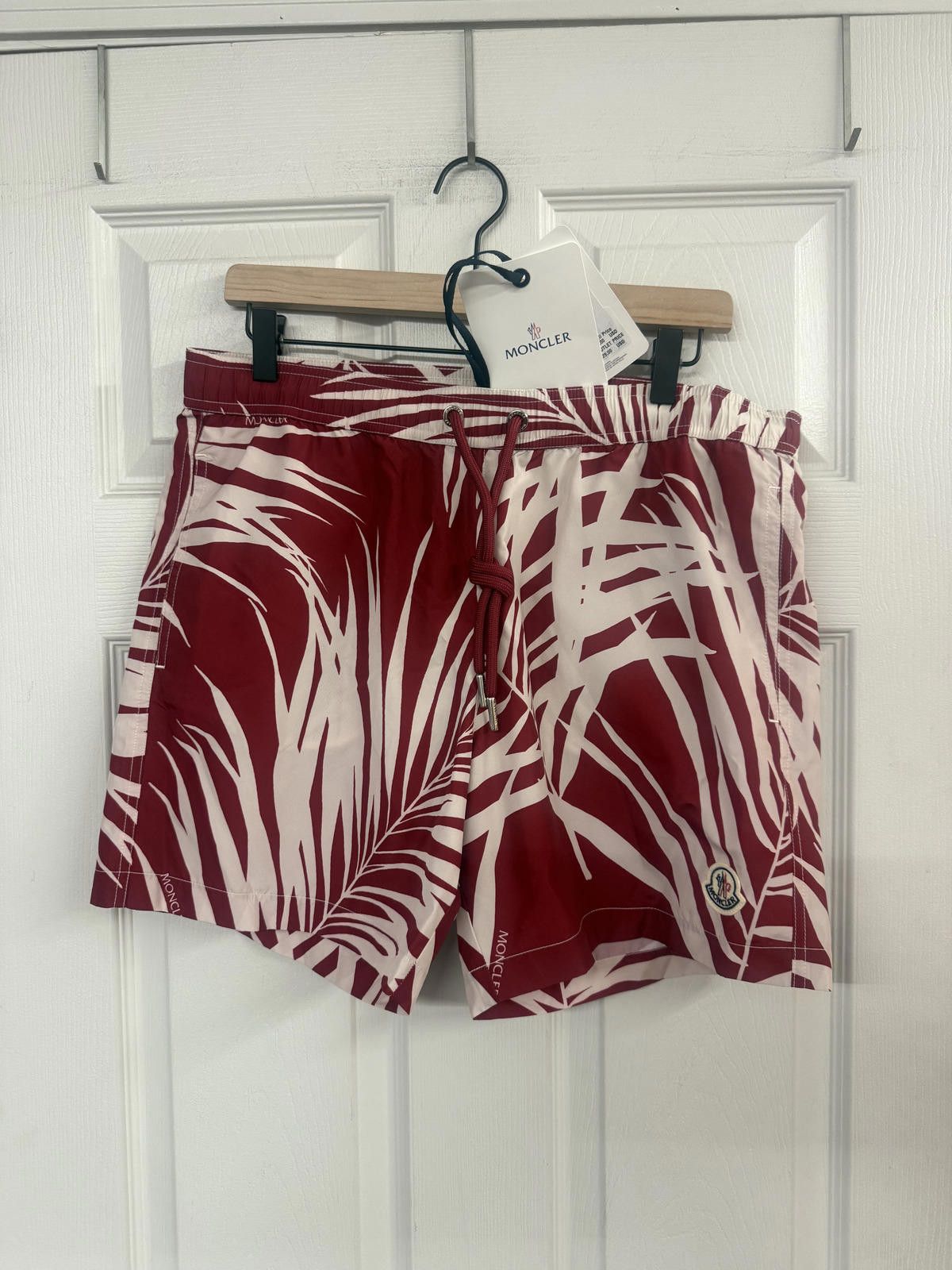 Moncler Moncler Men’s Swim Shorts Red Pattern Size L Size US 34 / EU 50 - 4 Thumbnail