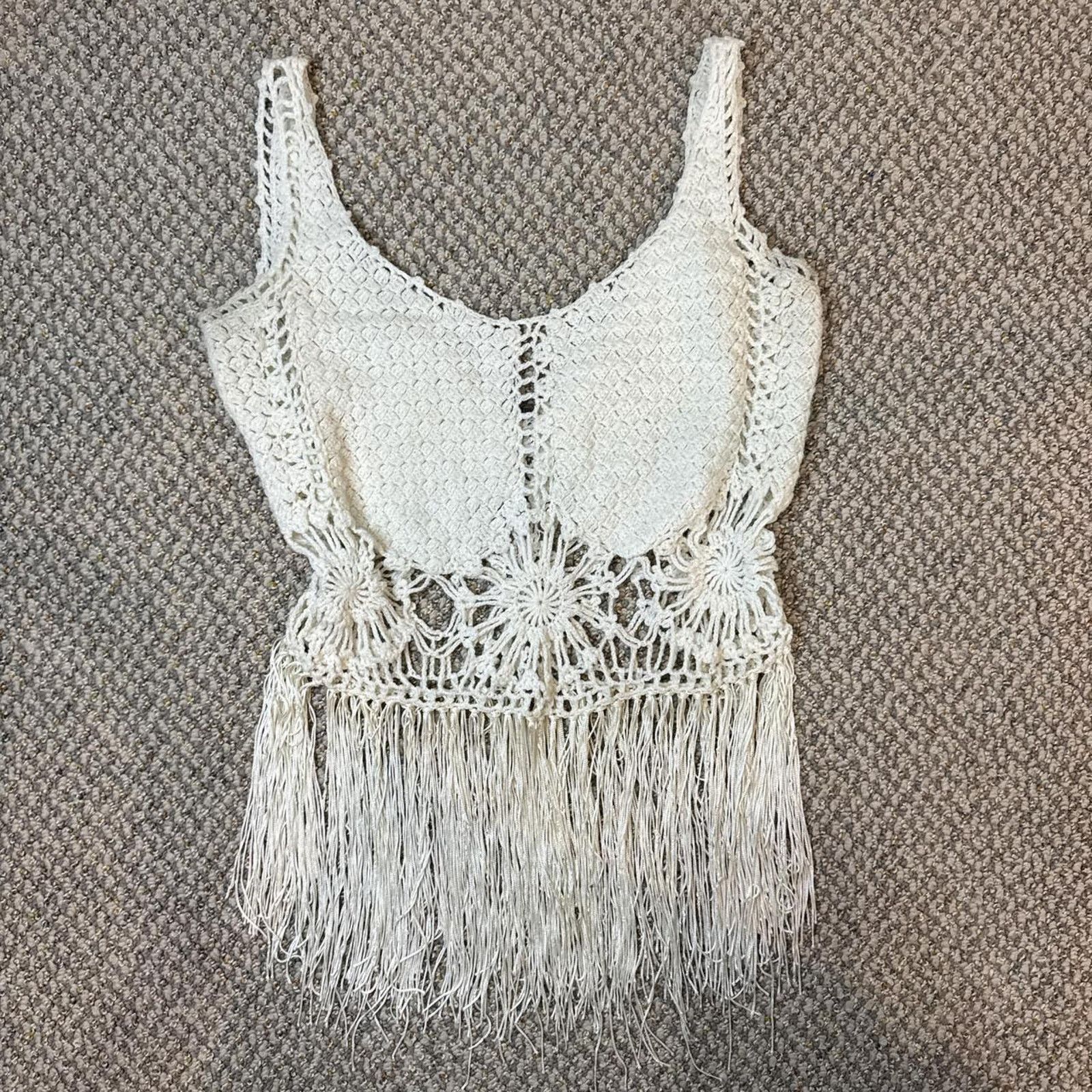 Other Cute white crochet fringe boho tank Size S / US 4 / IT 40 - 5 Thumbnail