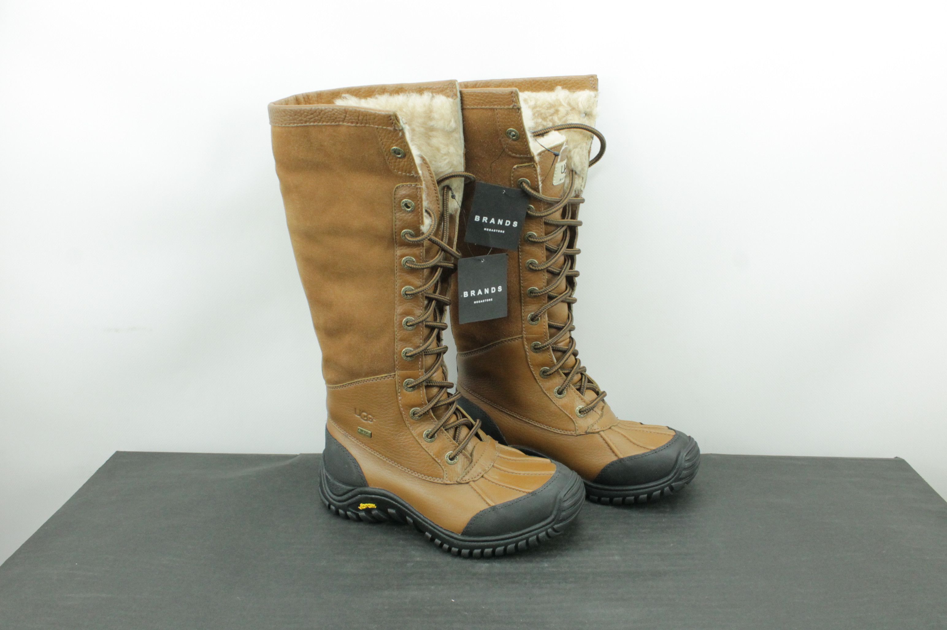 Ugg UGG Adirondack Tall III Chestnut Leather Fur Boots 5498 Size US 5 / IT 35 - 1 Thumbnail