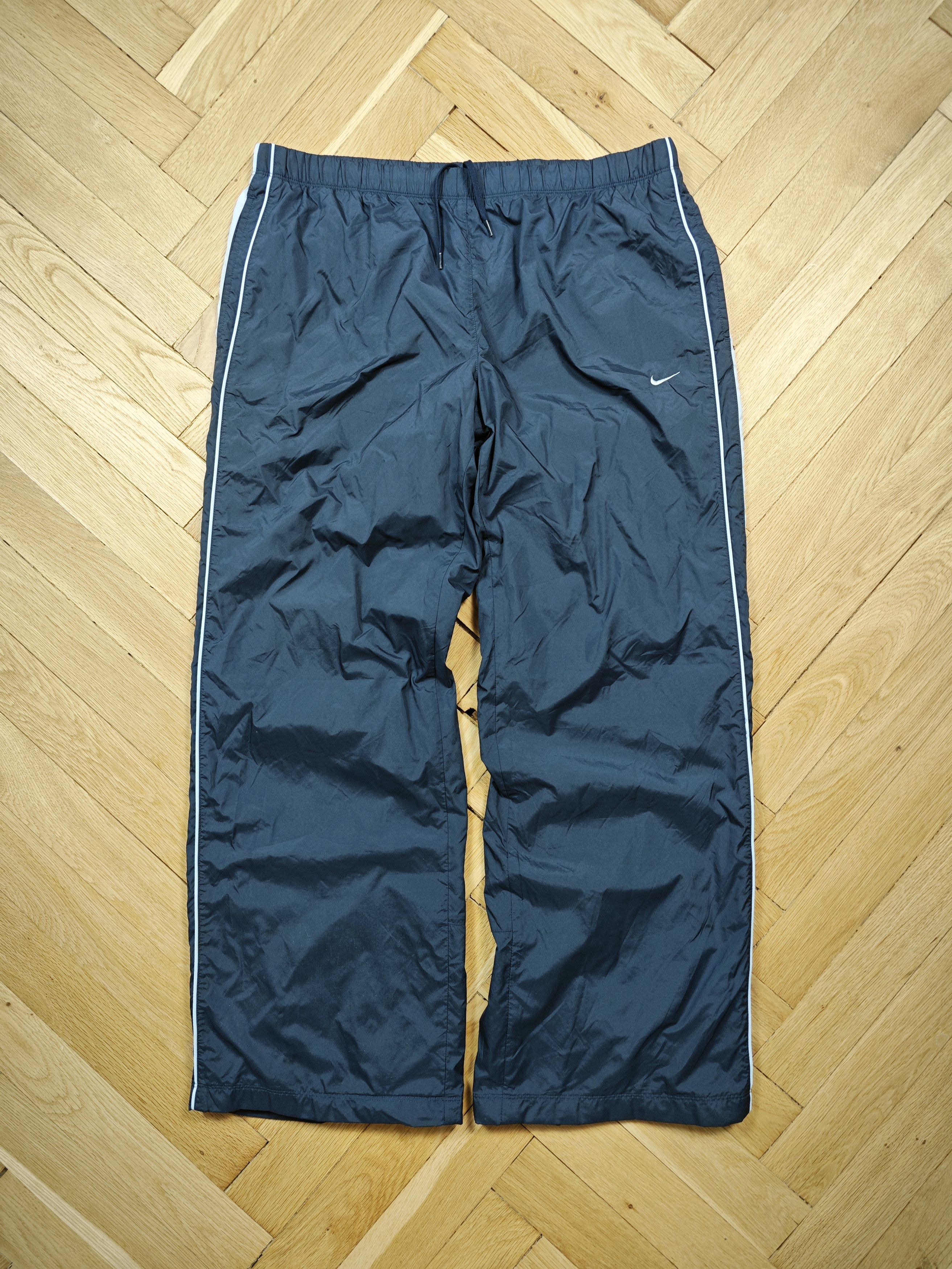 Nike Nike vintage trackpants Size US 37 - 1 Thumbnail