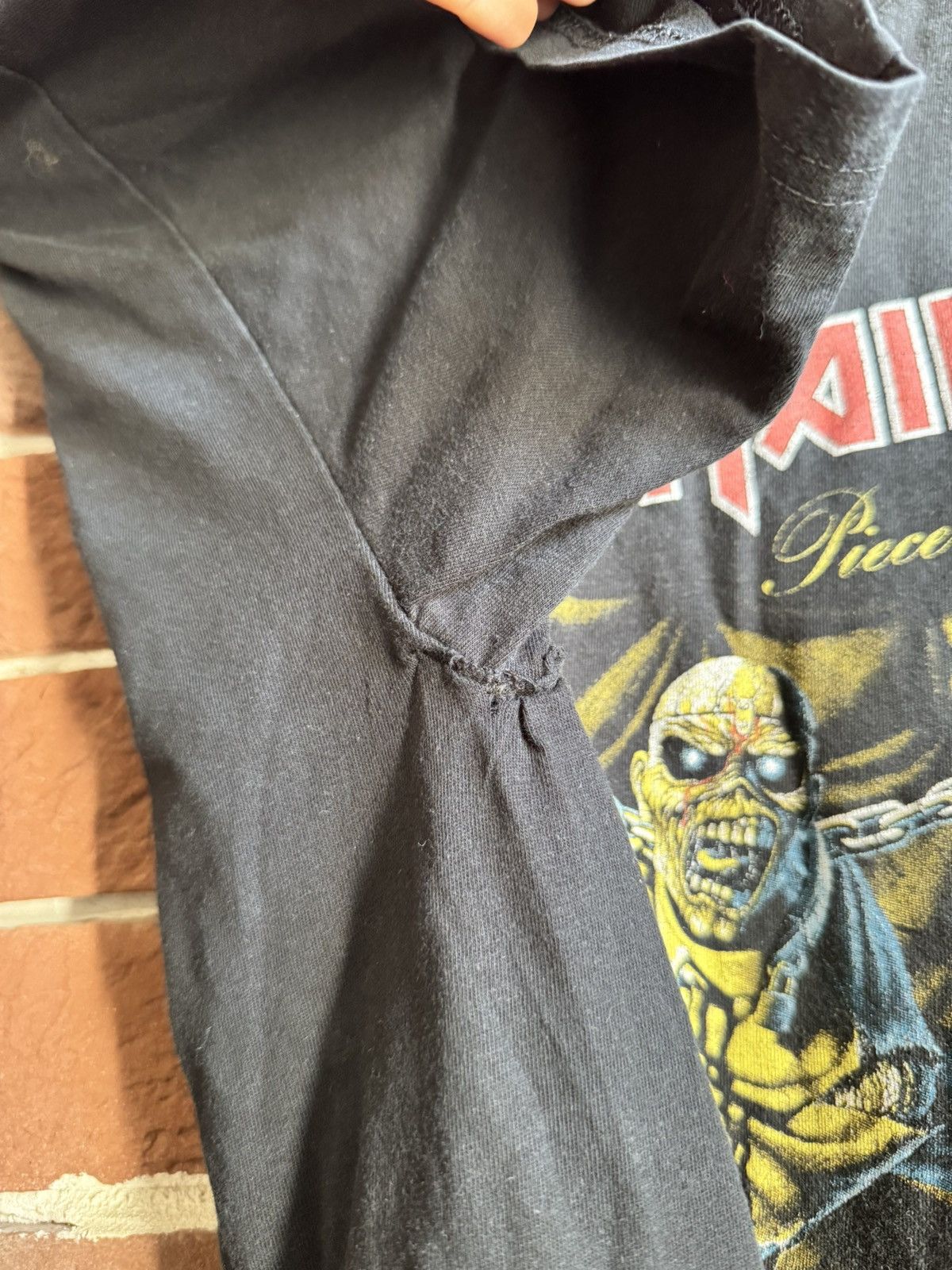 Band Tees Vintage 00s Iron Maiden Piece Of Mind Washed Metal Band Tee Size US L / EU 52-54 / 3 - 6 Thumbnail