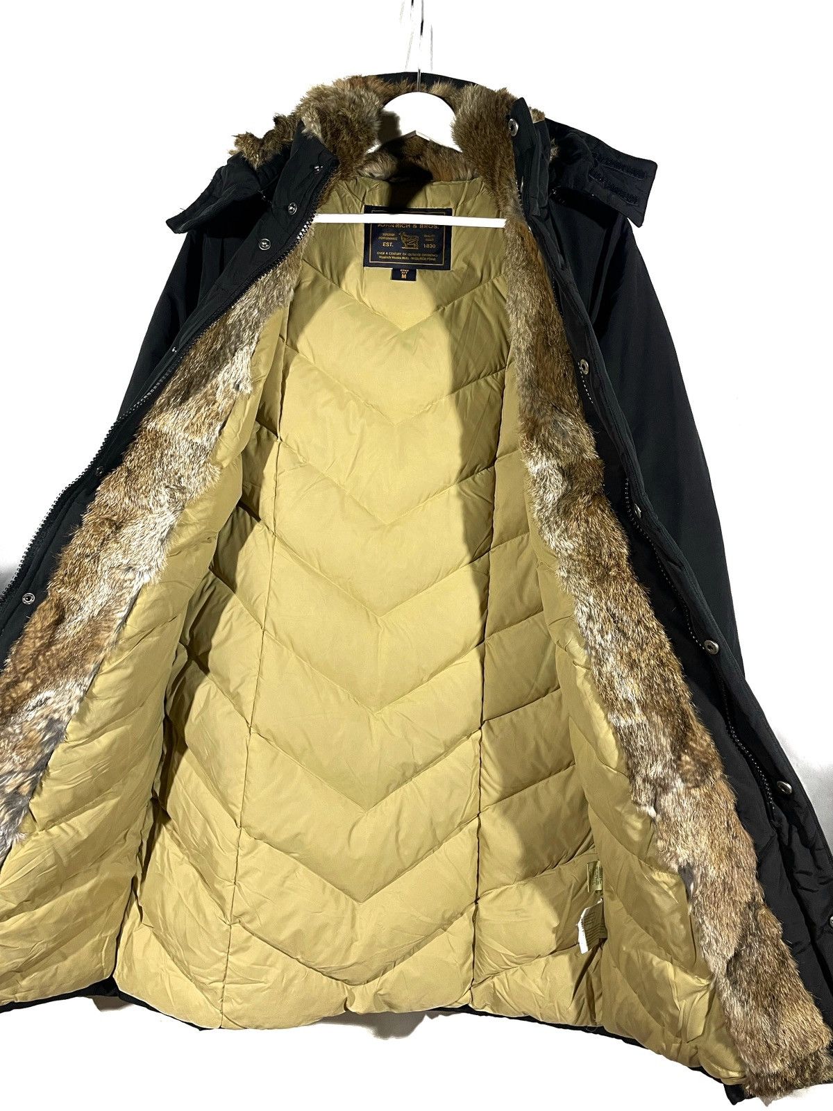 Woolrich Woolen Mills Woolrich Women Parka With Rabbit Fur Coat Down Jacket Size M Size M / US 6-8 / IT 42-44 - 7 Thumbnail