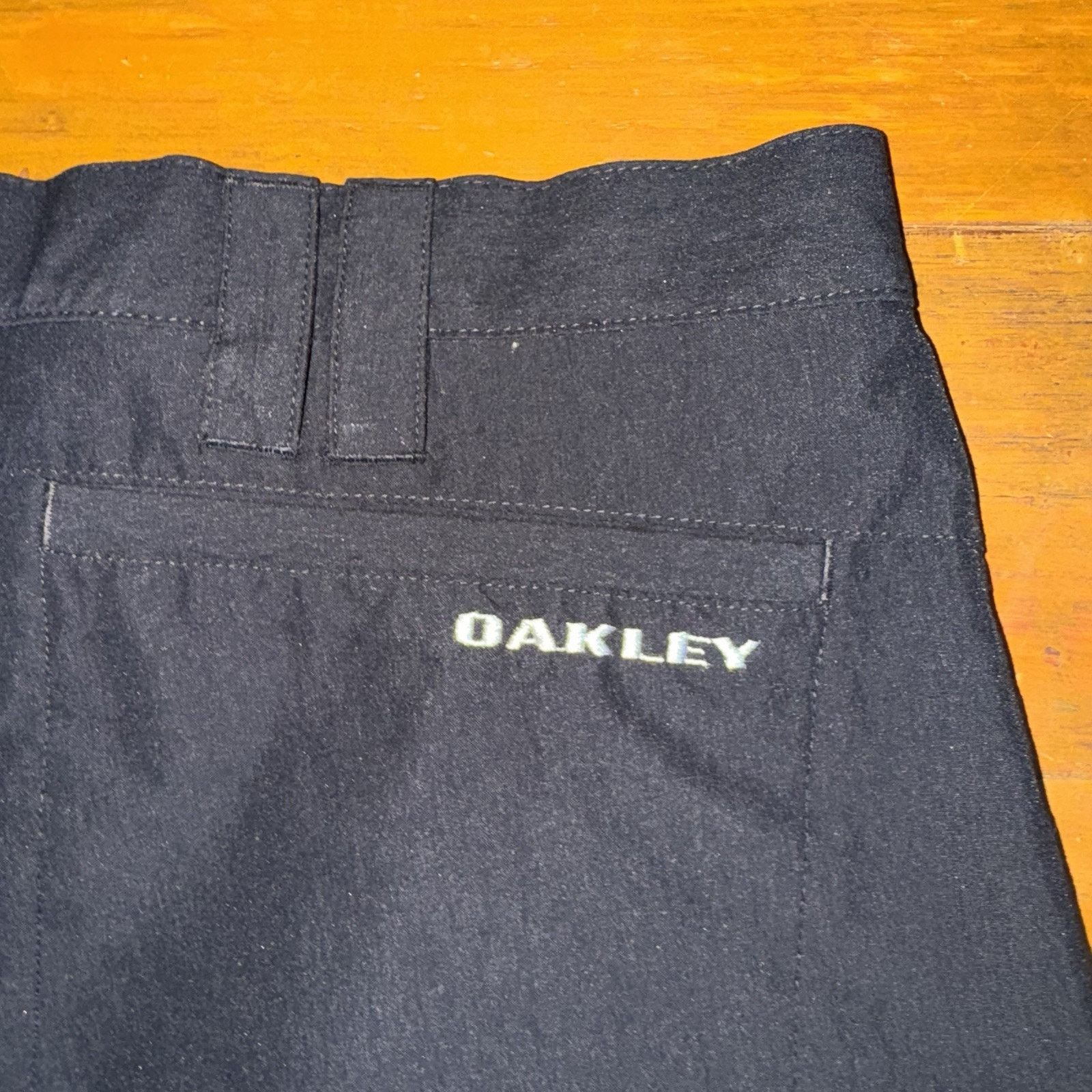 Oakley Y2K Oakley Chino Shorts Size 32W Black Embroidered Size US 32 / EU 48 - 3 Thumbnail