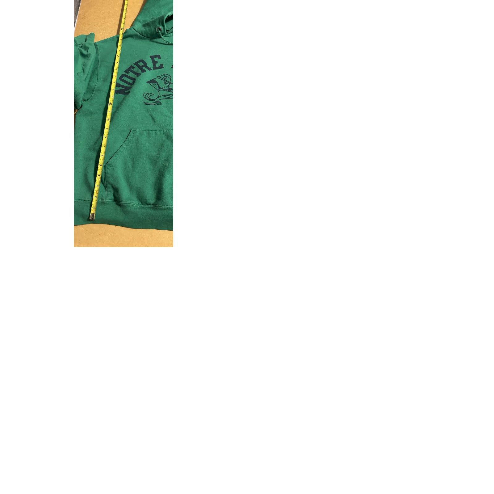 Champion VTG Notre Dame Fighting Irish Champion Hoodie Adult Medium Green Chest Graphic Pullover Hooded Pocket NCAAF Unisex Mens Womens Size US M / EU 48-50 / 2 - 10 Thumbnail