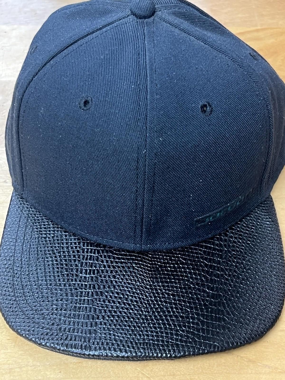 Jordan Brand Air Jordan Men Black Leather Brim SnapBack NBA Basketball Size ONE SIZE - 1 Thumbnail