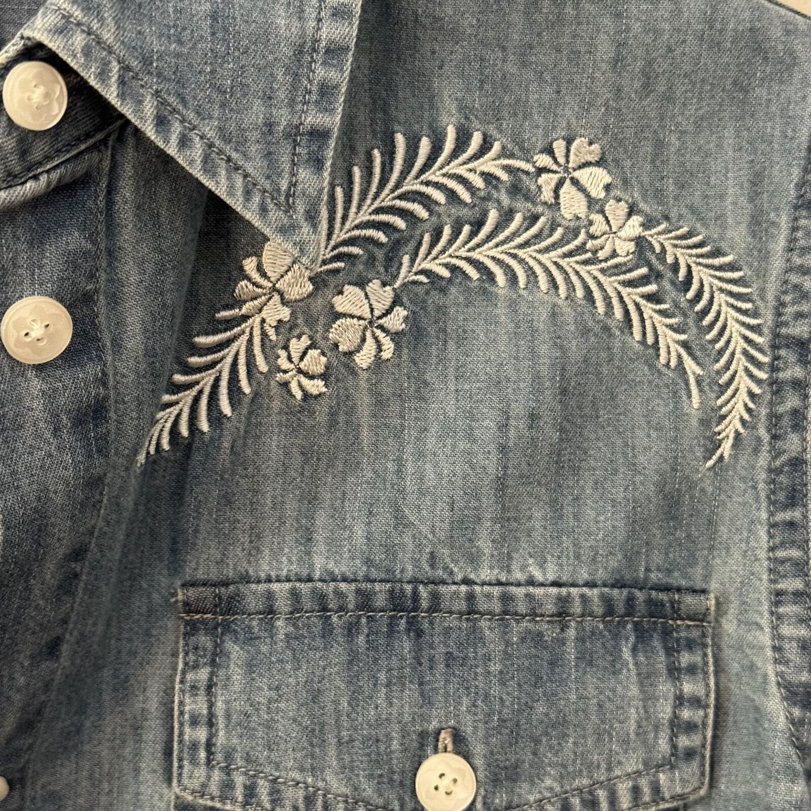 Other Draper James Embroidered Denim Shirt XS Size XS / US 0-2 / IT 36-38 - 3 Thumbnail