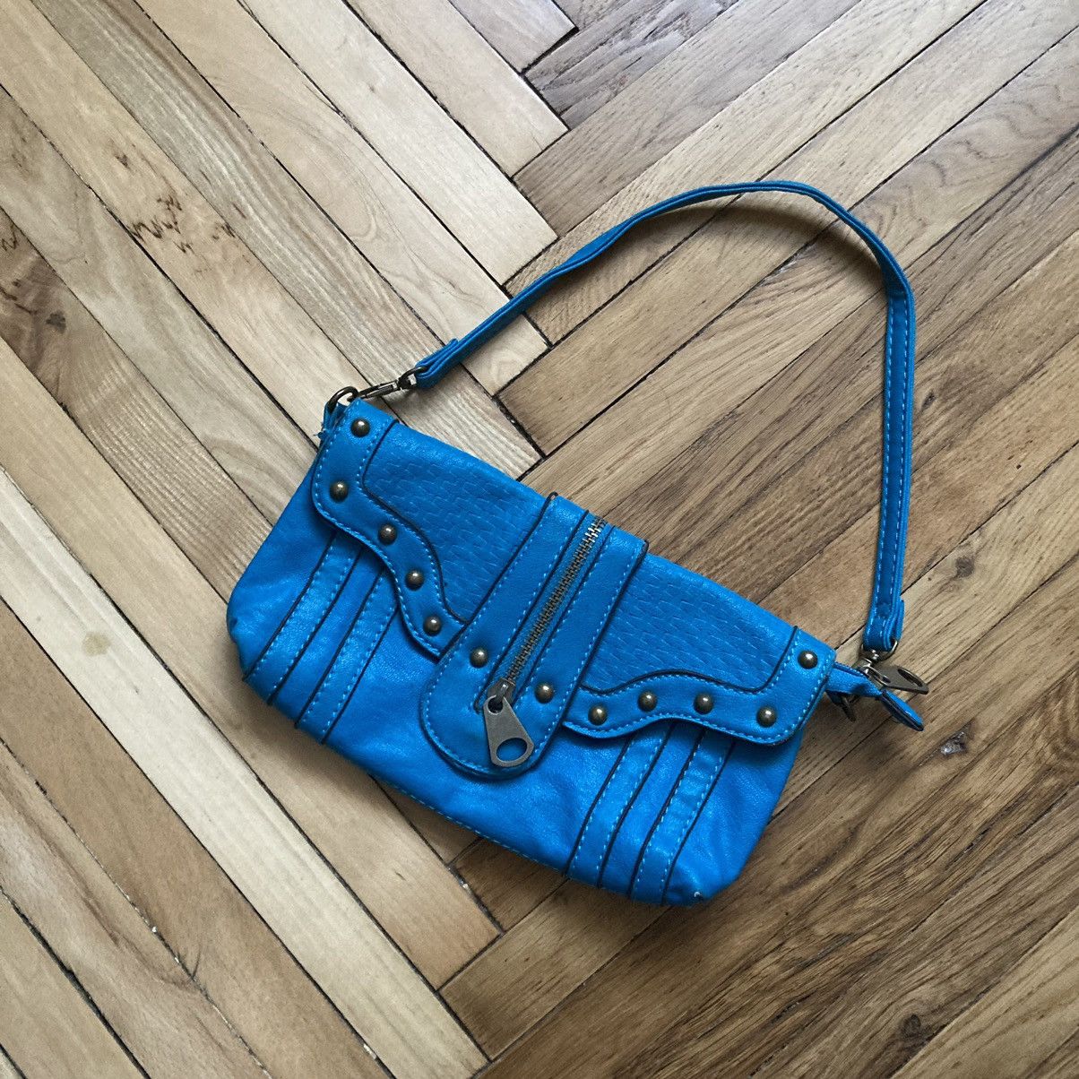 Vintage Avant-Garde mini hand bag Y2K style