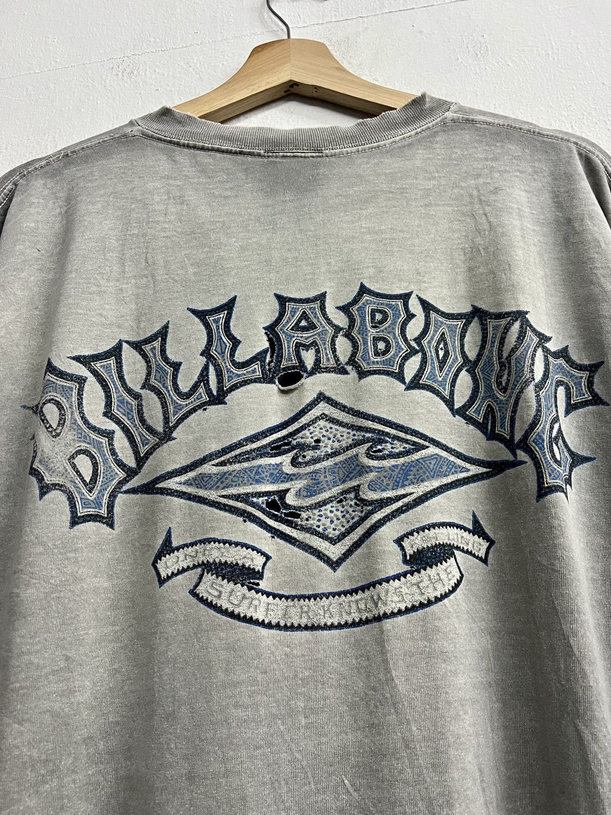 Billabong THRASHED Vintage Billabong Surfing Backhit Tee Size US L / EU 52-54 / 3 - 10 Thumbnail