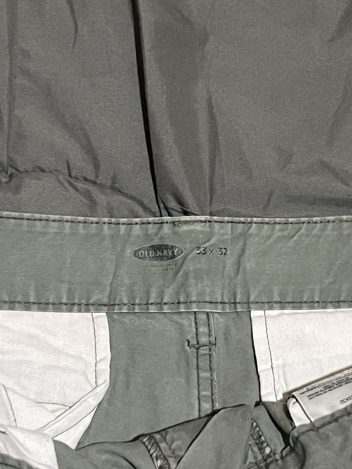 Old Navy Khaki Old Navy Cargo Pants Size US 32 / EU 48 - 3 Thumbnail