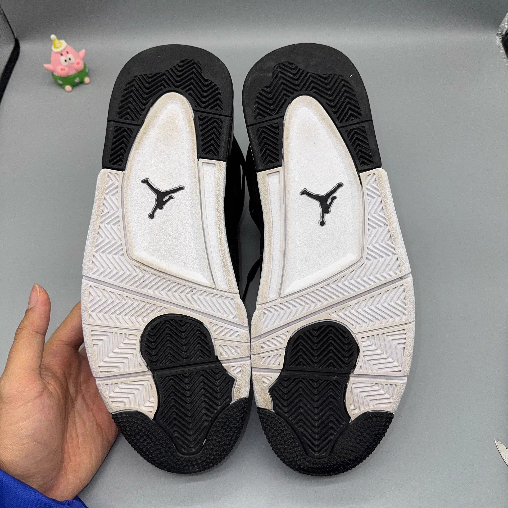 Other Jordan AJ4 Black Gold 45 Near New Size US 12 / EU 45 - 4 Thumbnail