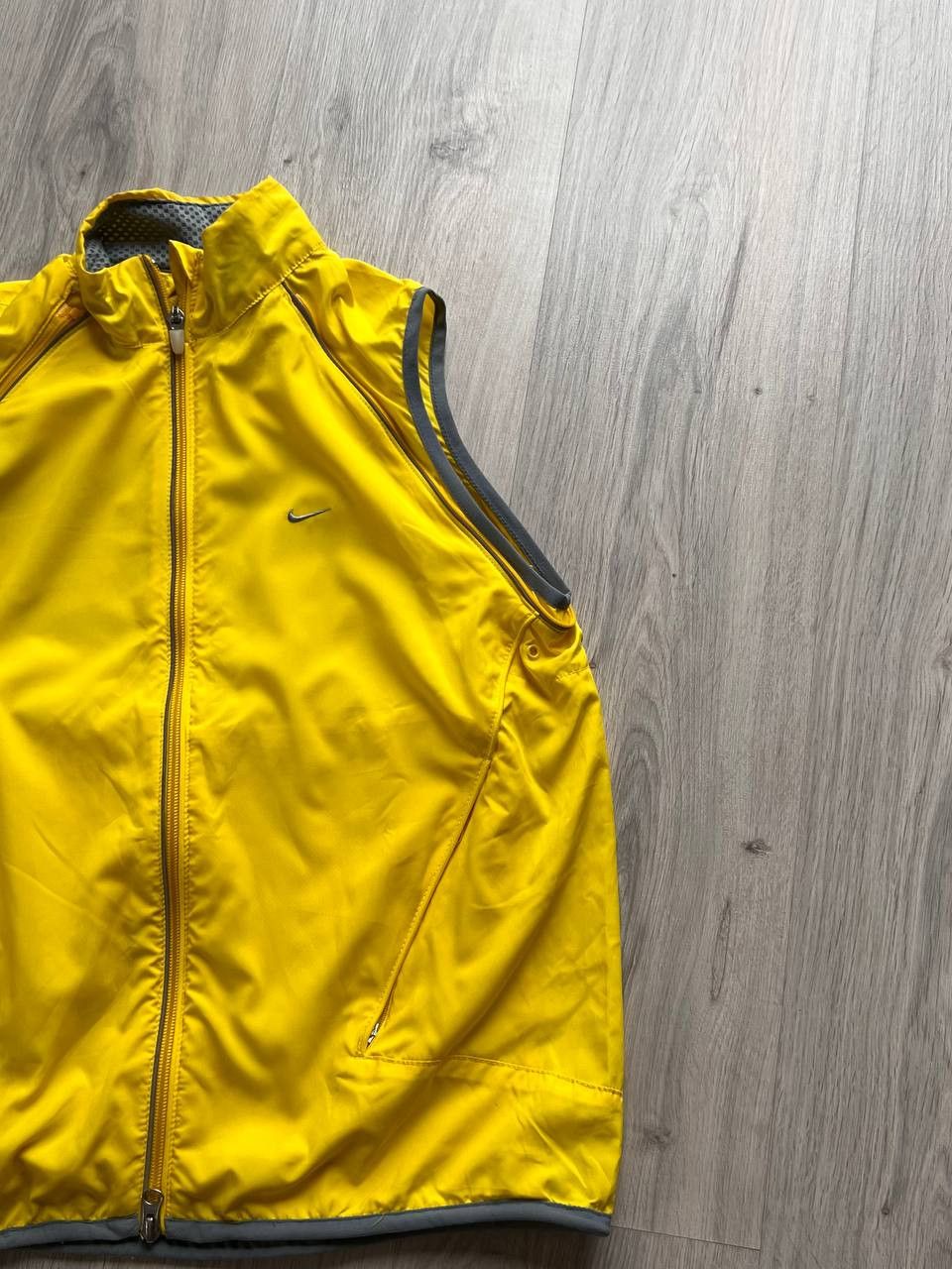 Nike Vintage Nike Running Jacket Nylon Size US S / EU 44-46 / 1 - 3 Thumbnail