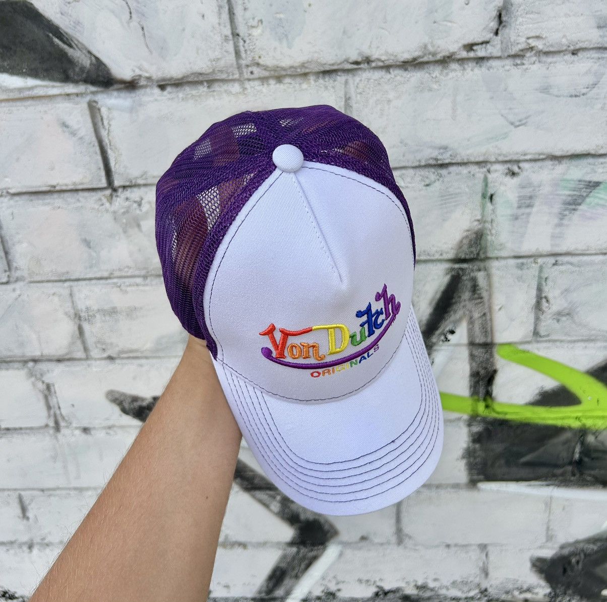 Von Dutch Vintage Von Dutch Rainbow Trucker Cap Hat Size ONE SIZE - 9 Thumbnail