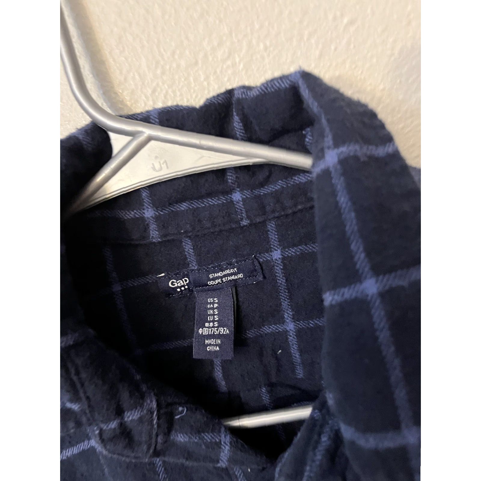 Gap Gap Button-Up Shirt Mens Small Navy Plaid Check Slim Fit Long Sleeve Size US S / EU 44-46 / 1 - 2 Thumbnail
