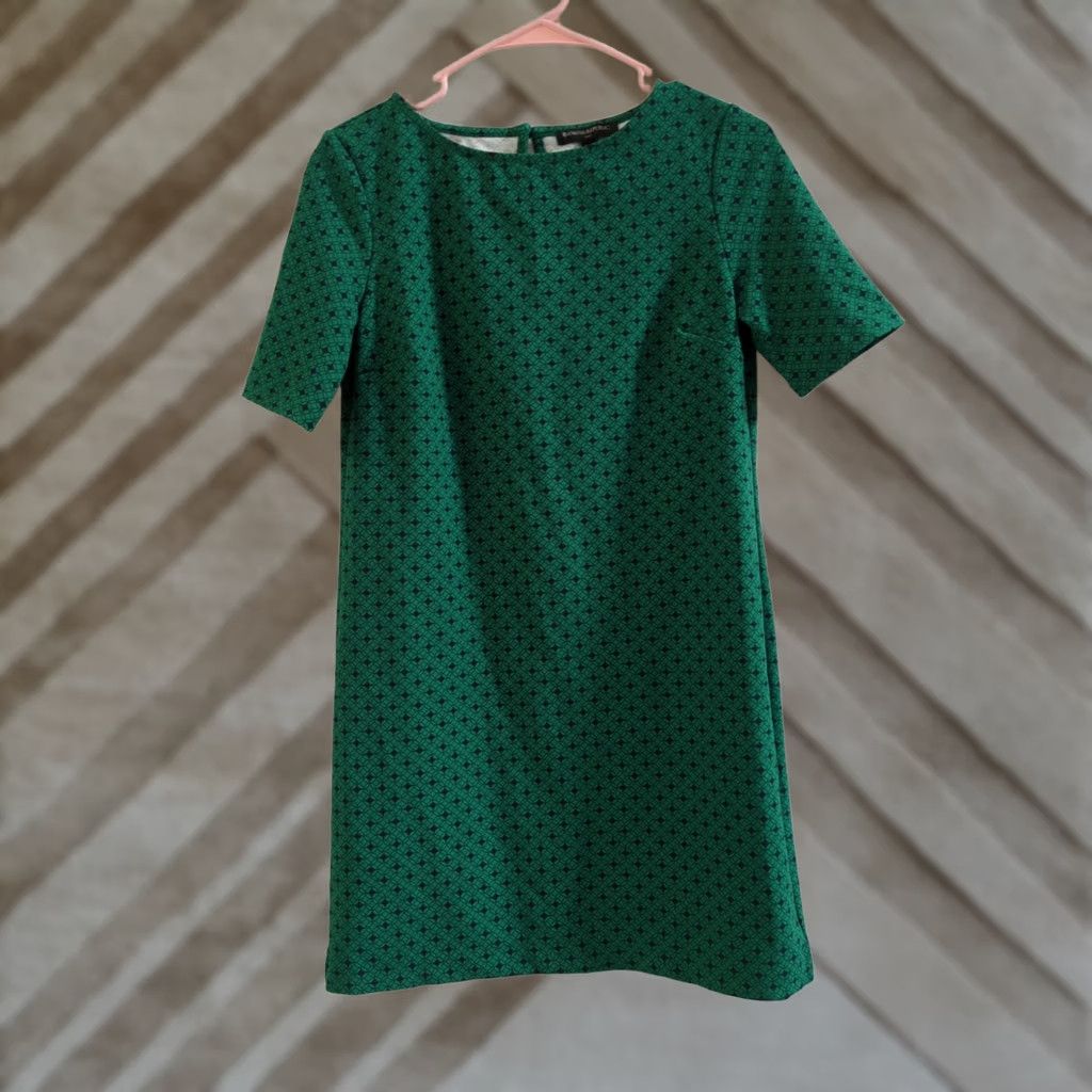 Banana Republic Banana Republic Dress Womens Green Pattern T-Shirt Midi PXS XS Petite Women Size XS Green Dress Size XS / US 0-2 / IT 36-38 - 1 Thumbnail
