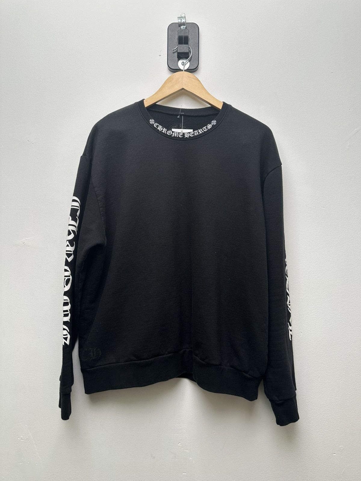 Chrome Hearts Chrome Hearts Black White Neck N Sleeve Logo Size US M / EU 48-50 / 2 - 1 Thumbnail