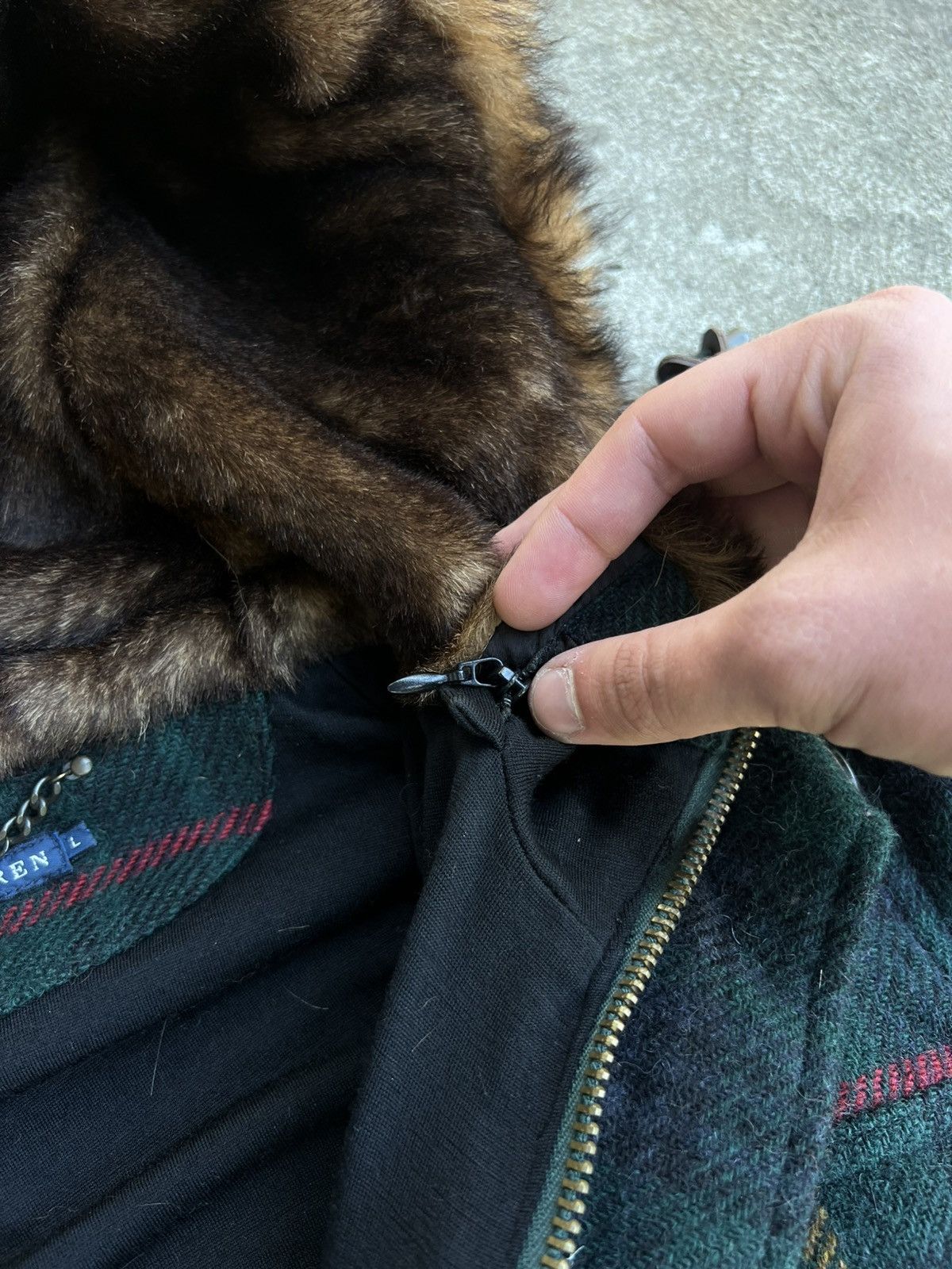 Ralph Lauren Blue Label × Vintage Ralph Lauren Blue Label Wool & Alpaca Blend Real Fur Jacket Size L / US 10 / IT 46 - 18 Thumbnail