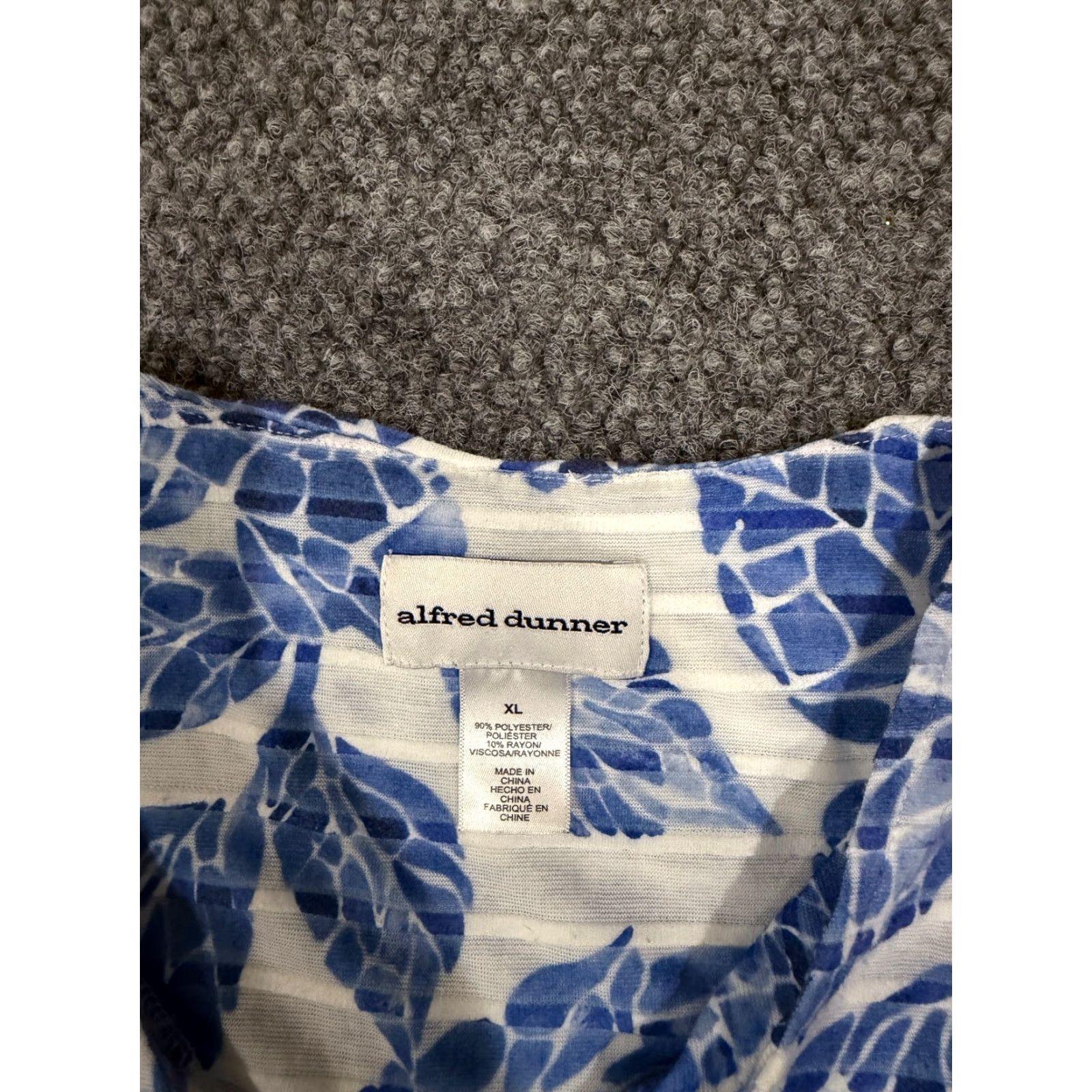 Vintage Alfred Dunner Blouse Womens M Blue White Floral Long Sleeve Lightweight Casual Size M / US 6-8 / IT 42-44 - 3 Thumbnail