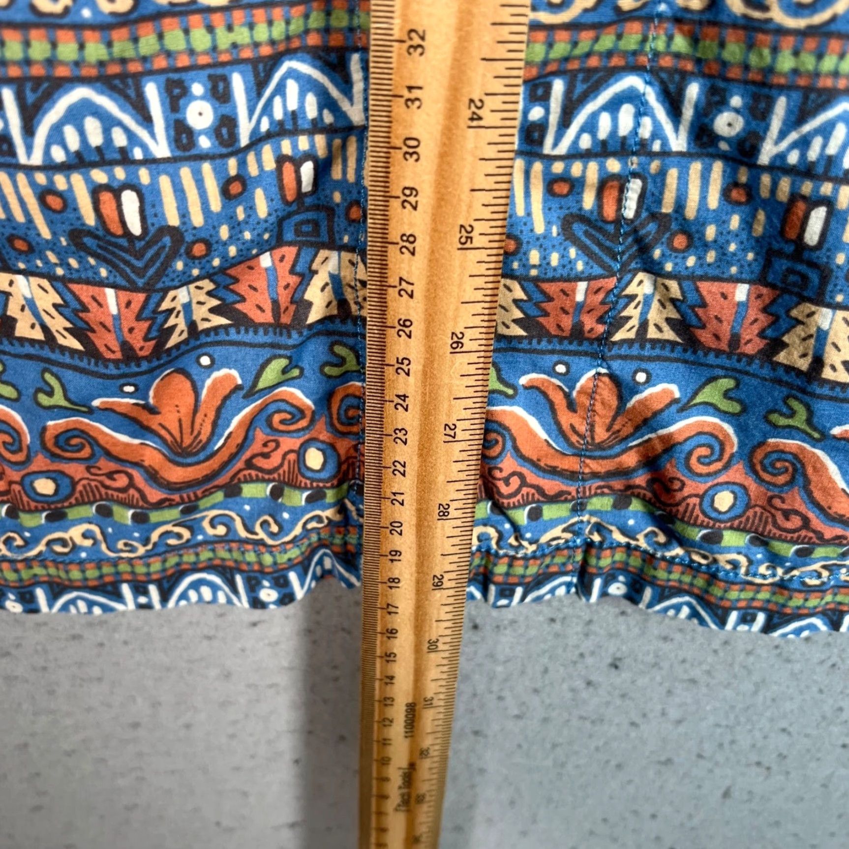 J.Crew J.Crew Button-Up Shirt Tribal Print Short Sleeve Mens Large 100% Cotton Blue Size US L / EU 52-54 / 3 - 7 Thumbnail