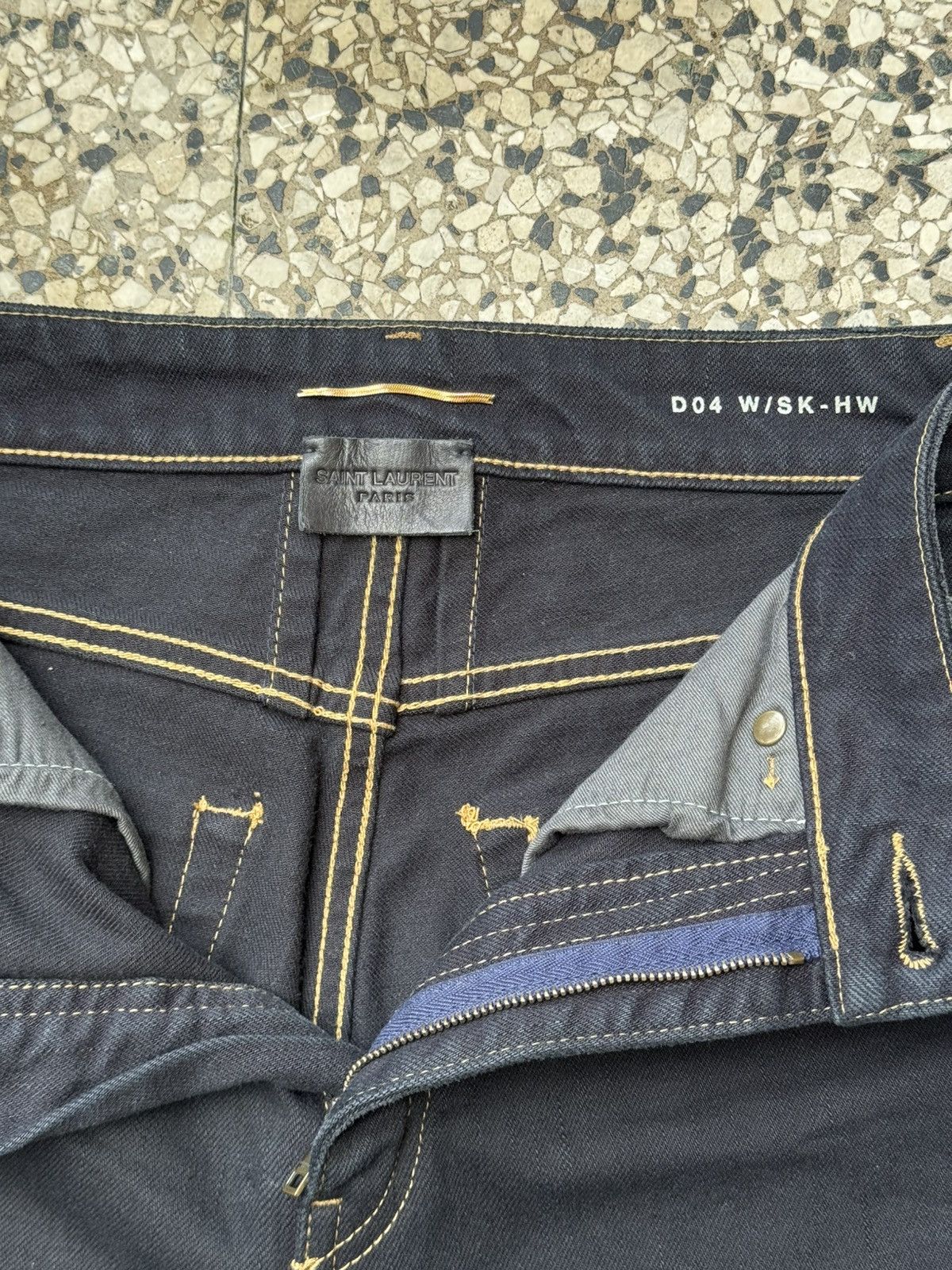 Saint Laurent Paris × Yves Saint Laurent SAINT LAURENT Trash Overdye JAPAN DENIM Distressed Skinny Size 27" / US 4 / IT 40 - 6 Thumbnail