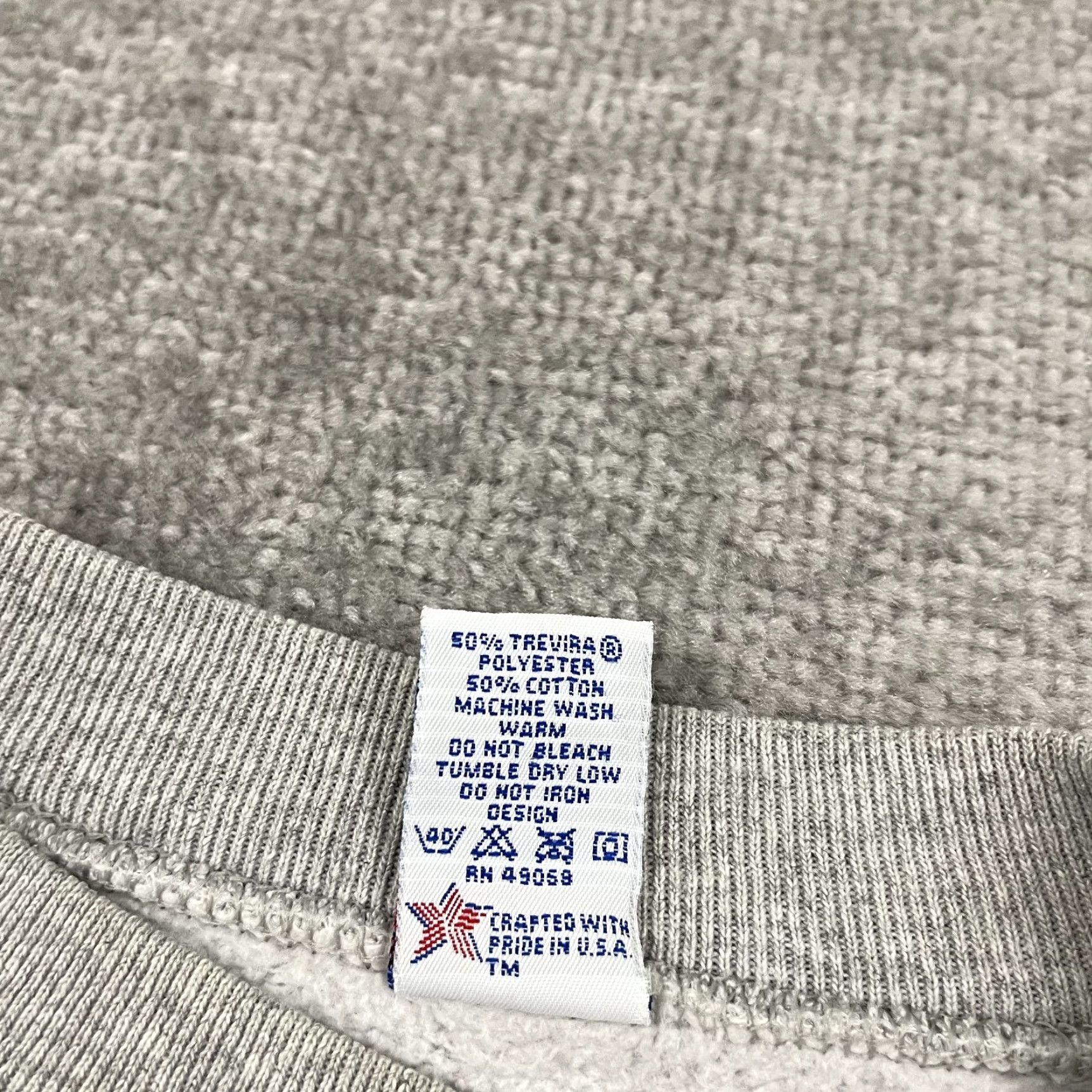 Soffe VTG Georgetown University Sweatshirt Grey Graphic Crew Pullover M/L Soffe Regular Adult Mens 90s University School Graphic Print Multi-Season Size US L / EU 52-54 / 3 - 4 Thumbnail
