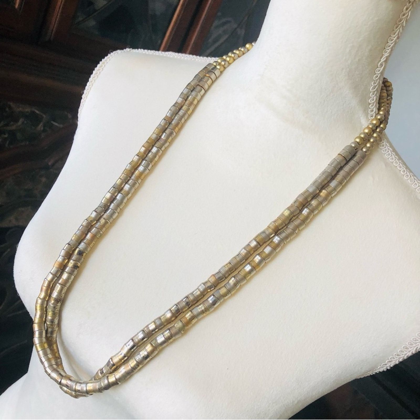 Vintage Vintage double strand tri tone metal cap necklace Size ONE SIZE - 4 Thumbnail