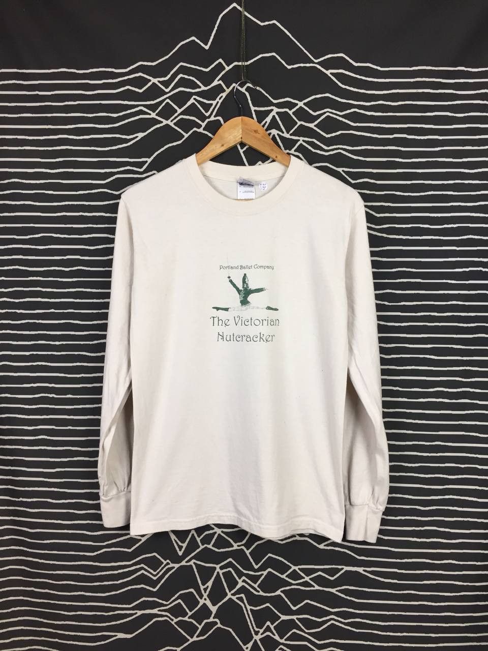 Gildan × Vintage Portland Ballet Company The Victorian Nutcracker Tee Size US S / EU 44-46 / 1 - 1 Thumbnail