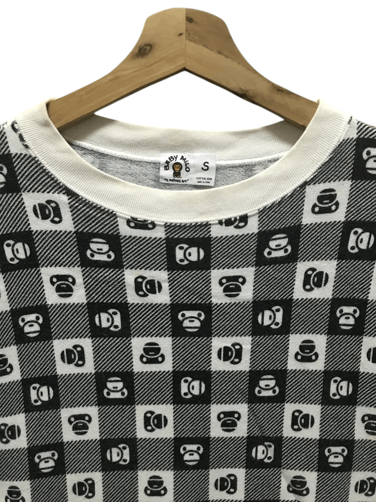 Bape BAPE Baby Milo by A Bathing Ape Sweatshirts Size US S / EU 44-46 / 1 - 3 Thumbnail