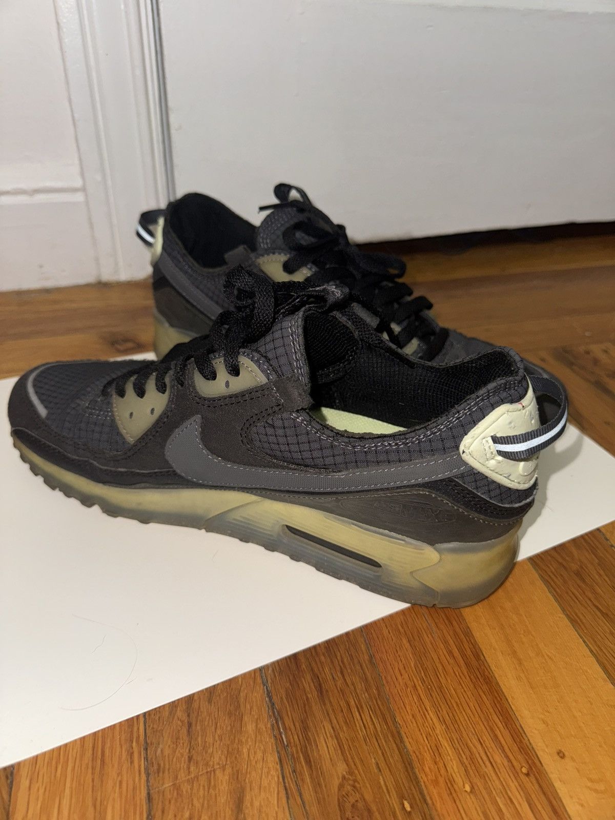 Nike Nike Air Max 90 Terrascape in black lime ice Size US 10.5 / EU 43-44 - 3 Thumbnail