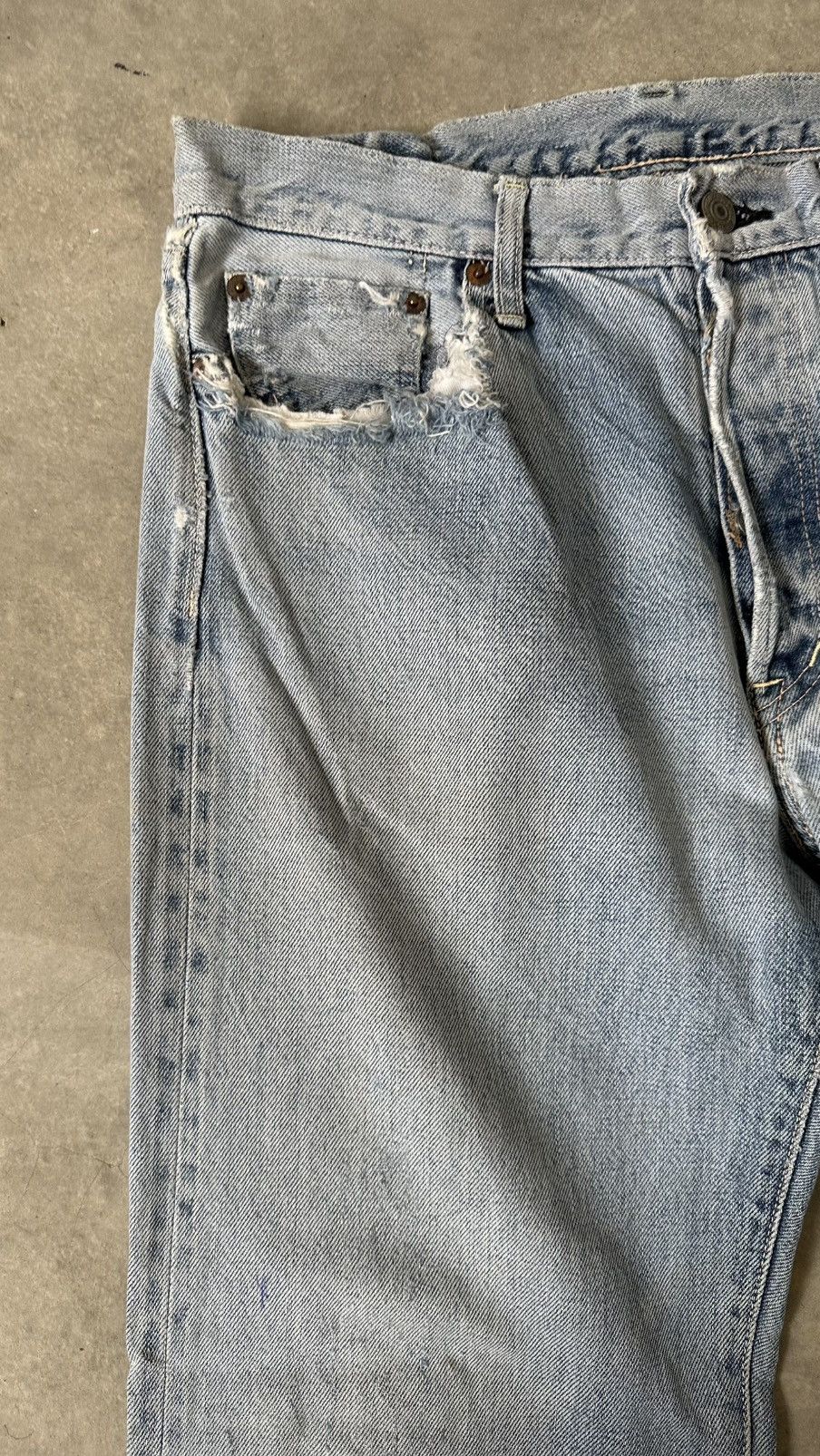 Spellbound VINTAGE SPELLBOUND DISTRESSED SELVEDGED DENIM PANT Size US 32 / EU 48 - 5 Thumbnail