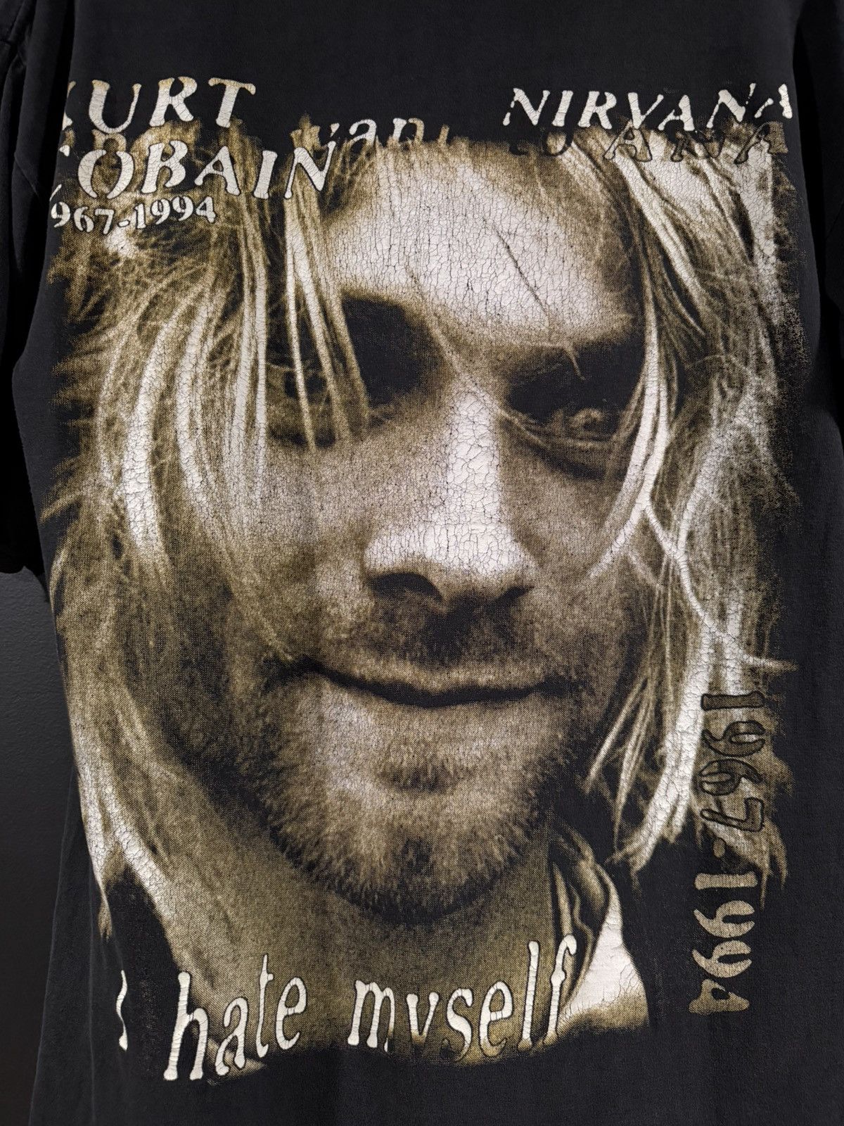 Band Tees 1990s Vintage Nirvana Kurt Cobain Single Stitch Faded Tee L Size US L / EU 52-54 / 3 - 8 Thumbnail